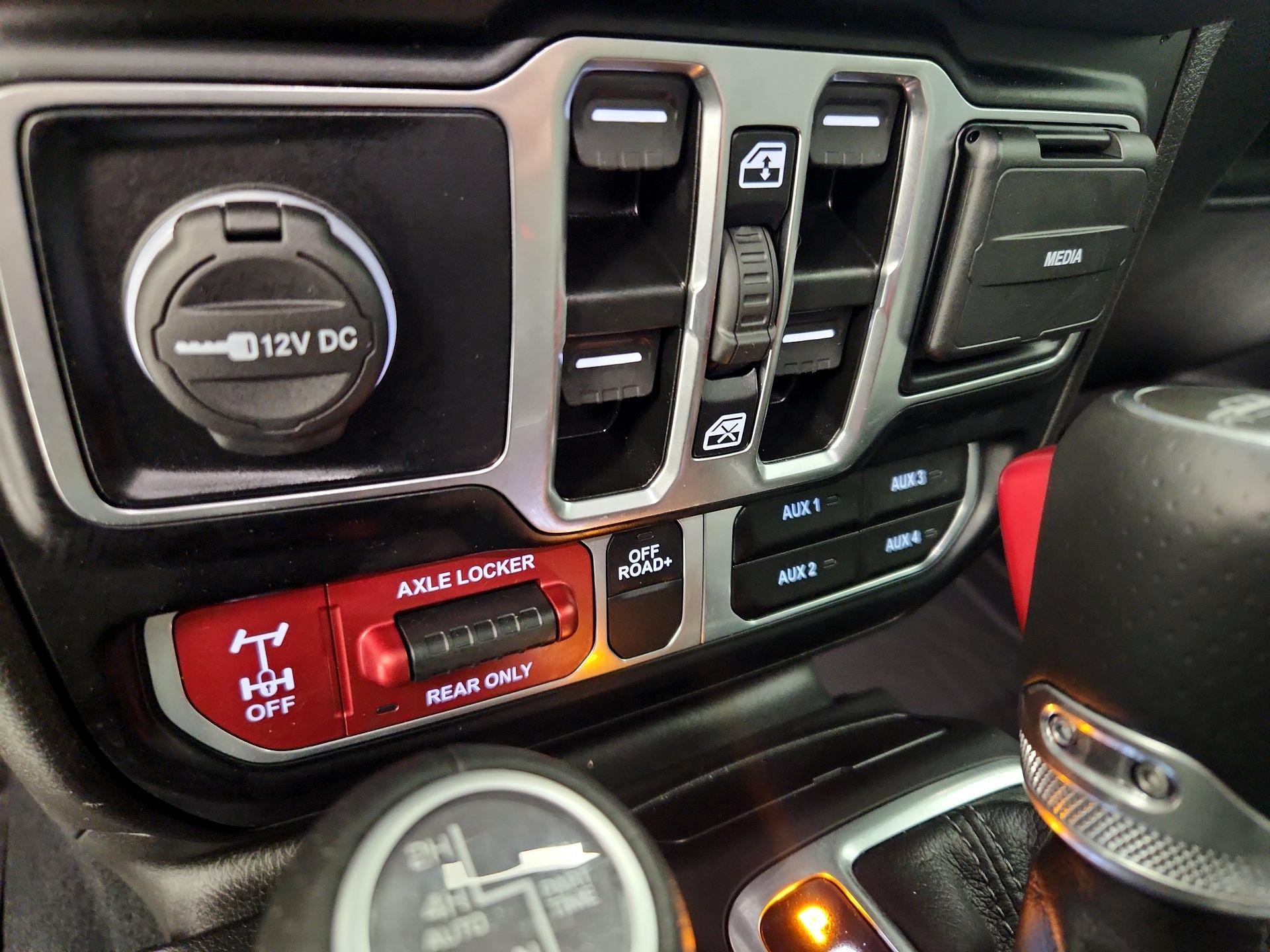 Thumbnail: 2024 Jeep Gladiator - 19