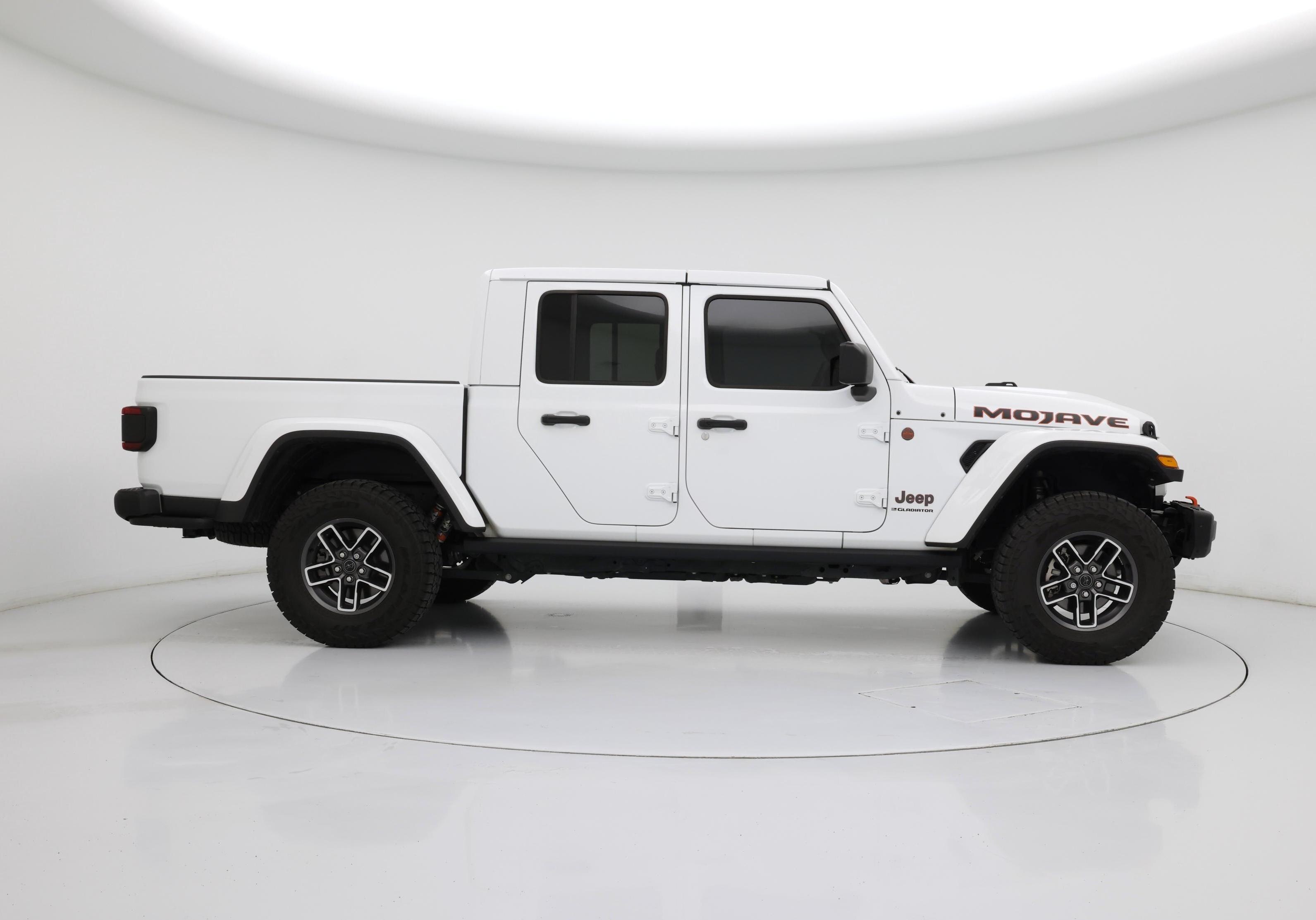 Thumbnail: 2024 Jeep Gladiator - 7