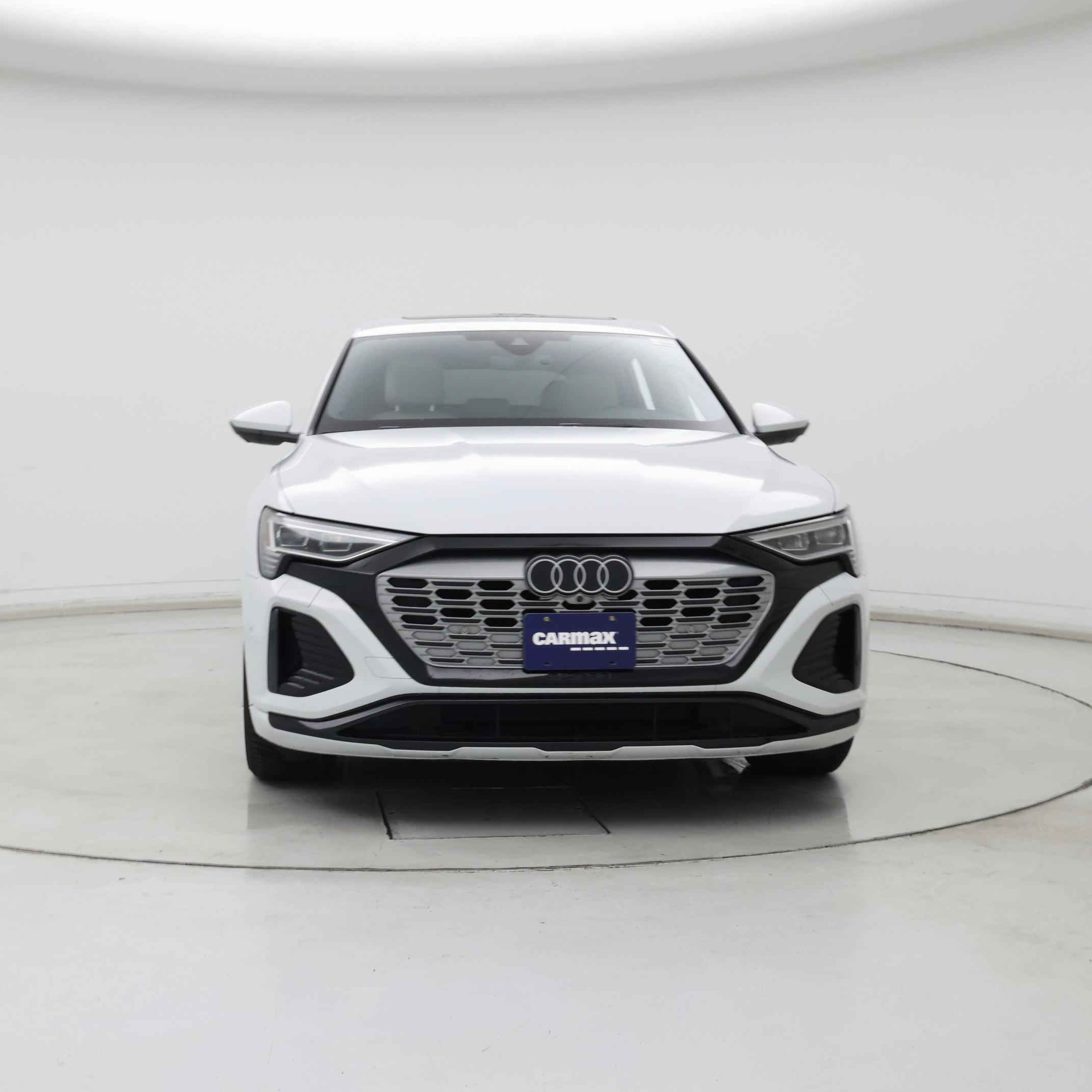 Thumbnail: 2024 Audi Q8 e-tron - 5