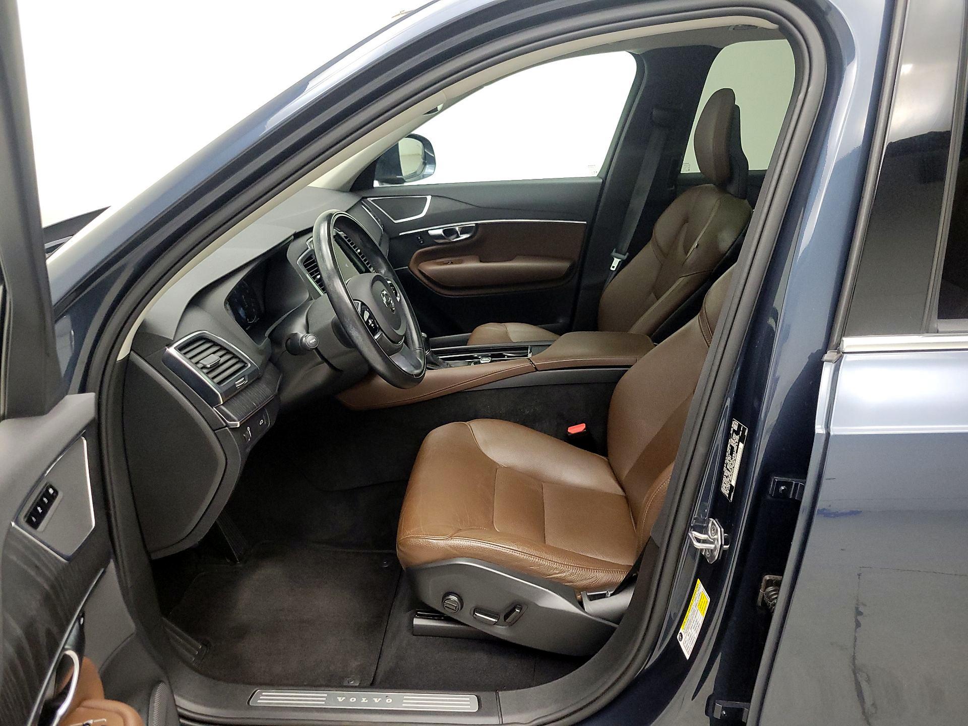 Thumbnail: 2020 Volvo XC90 - 11