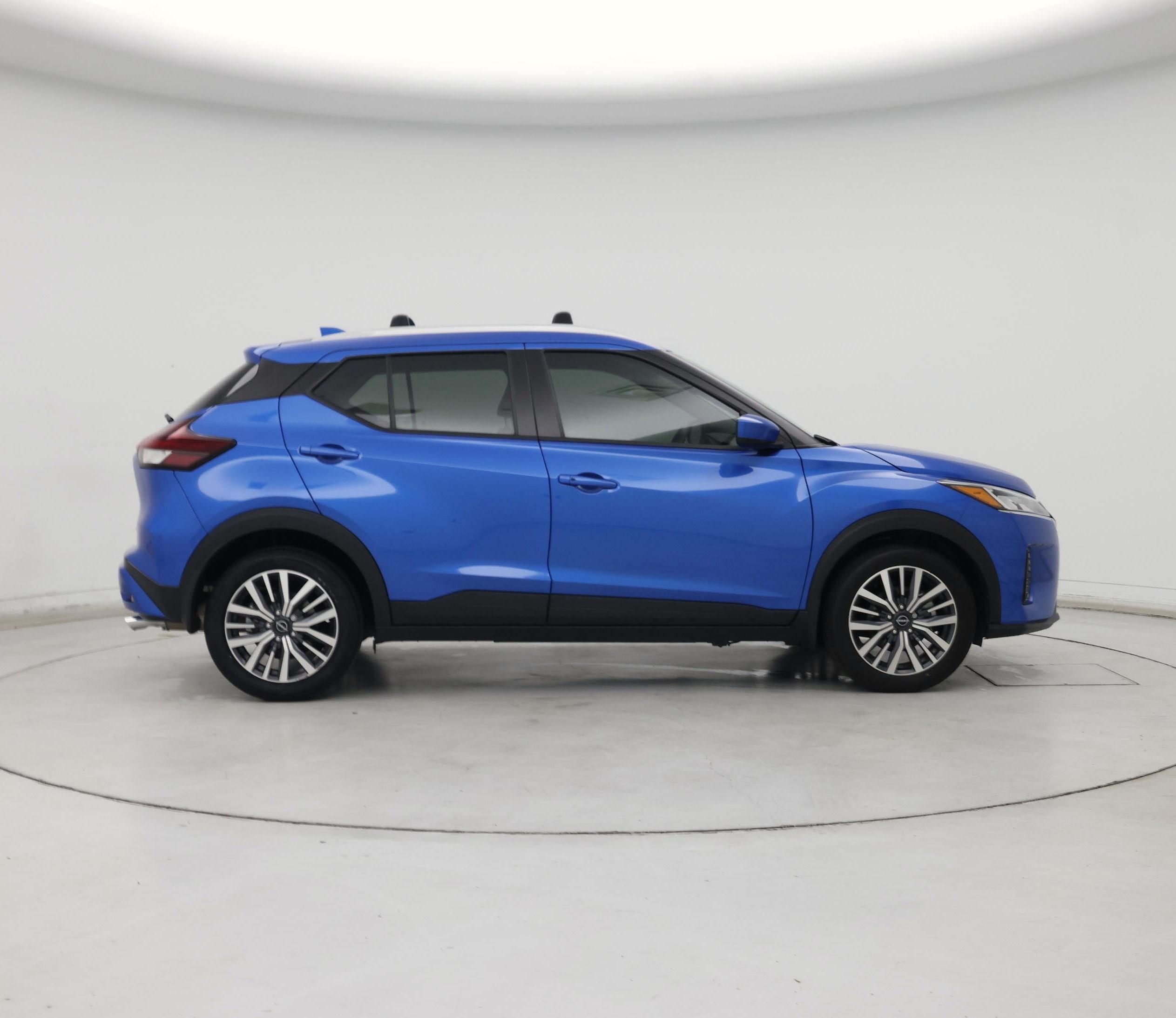 Thumbnail: 2023 Nissan Kicks - 7