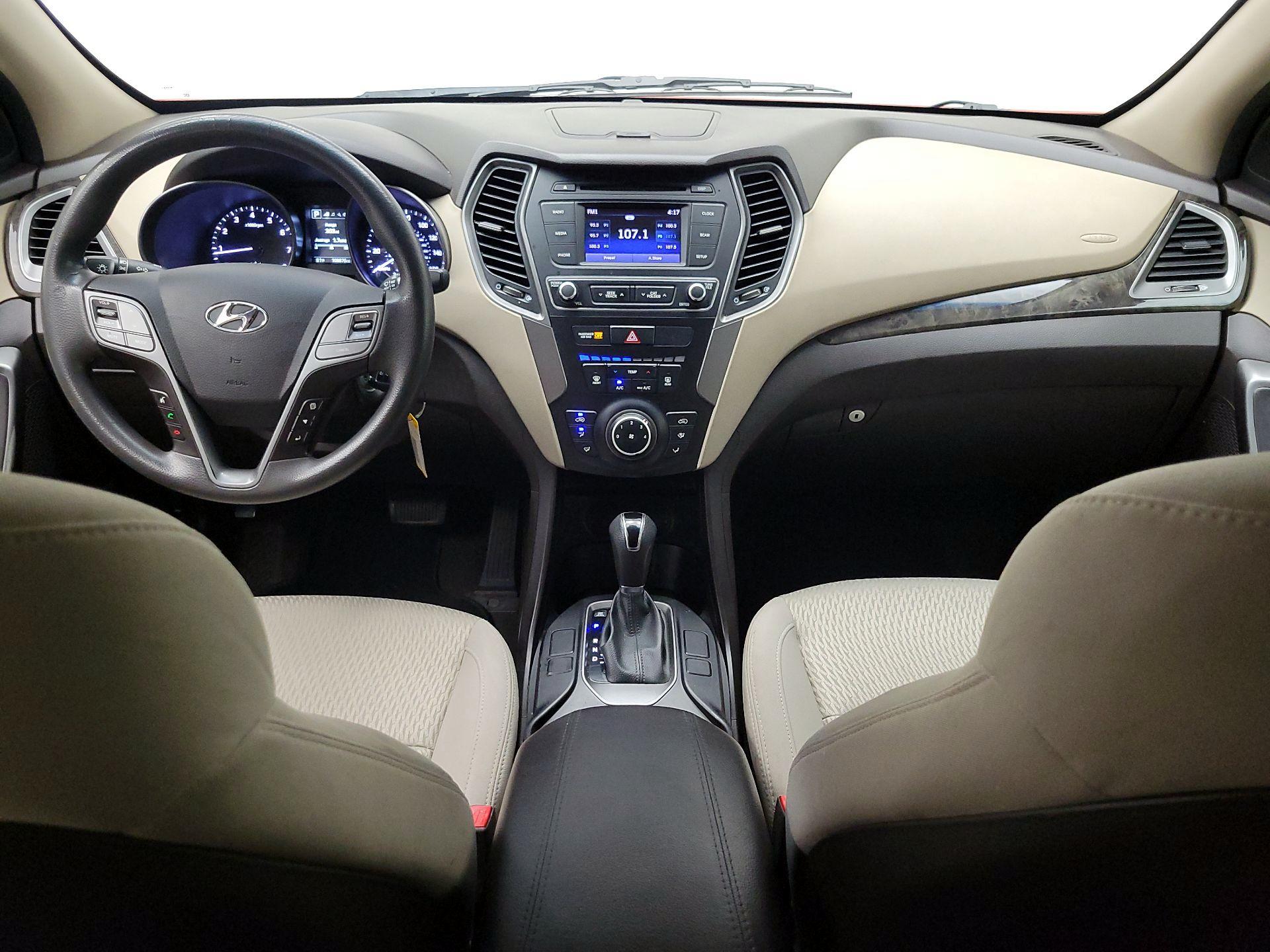 Thumbnail: 2017 Hyundai Santa Fe - 9