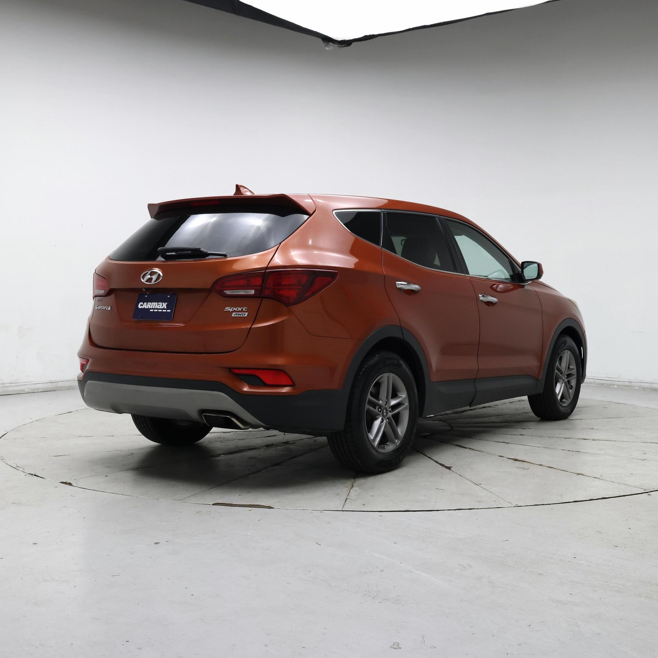 Thumbnail: 2017 Hyundai Santa Fe - 8