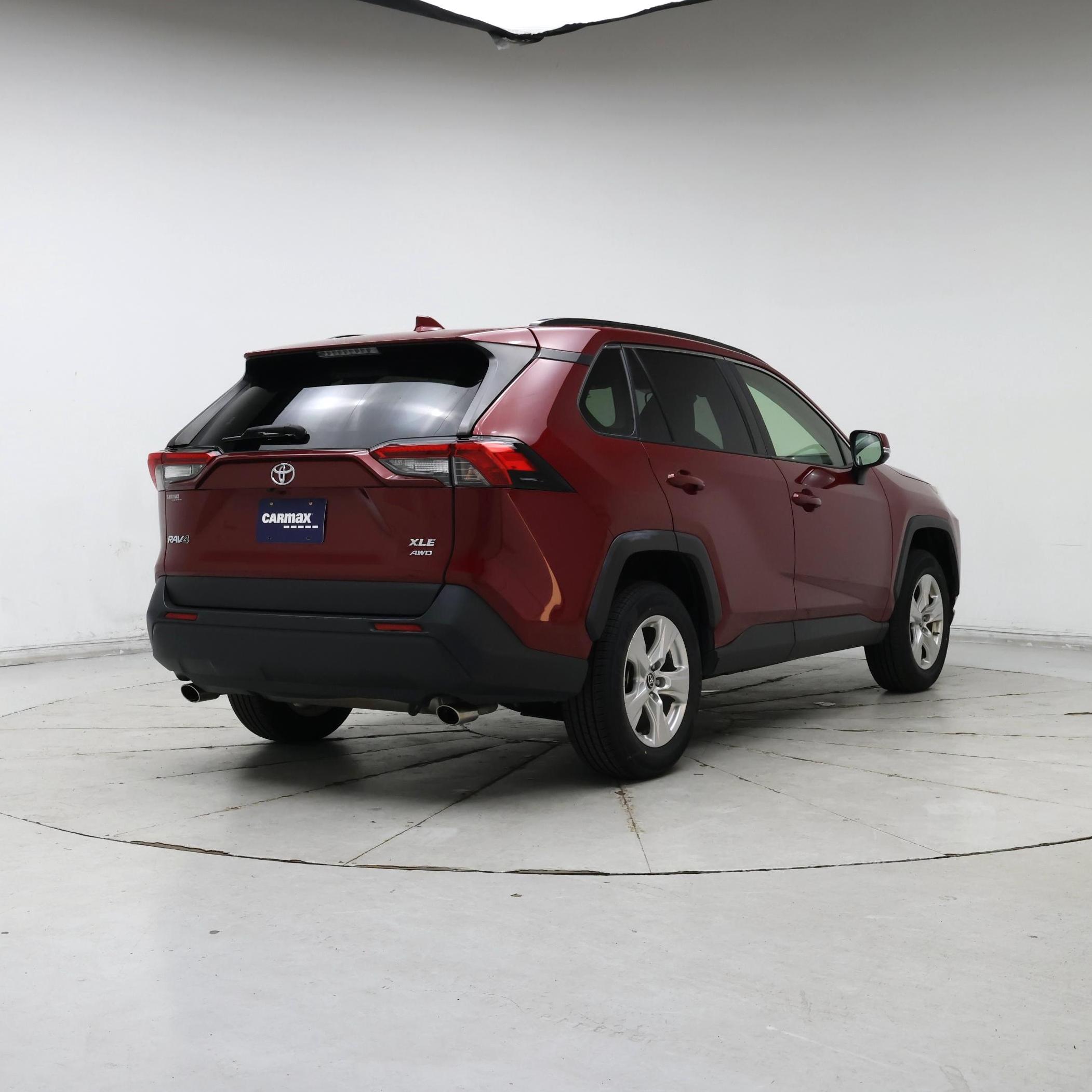 Thumbnail: 2019 Toyota RAV4 - 8