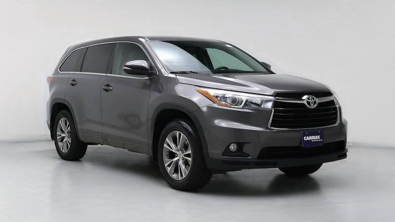 2015 Toyota Highlander Plus Hero Image