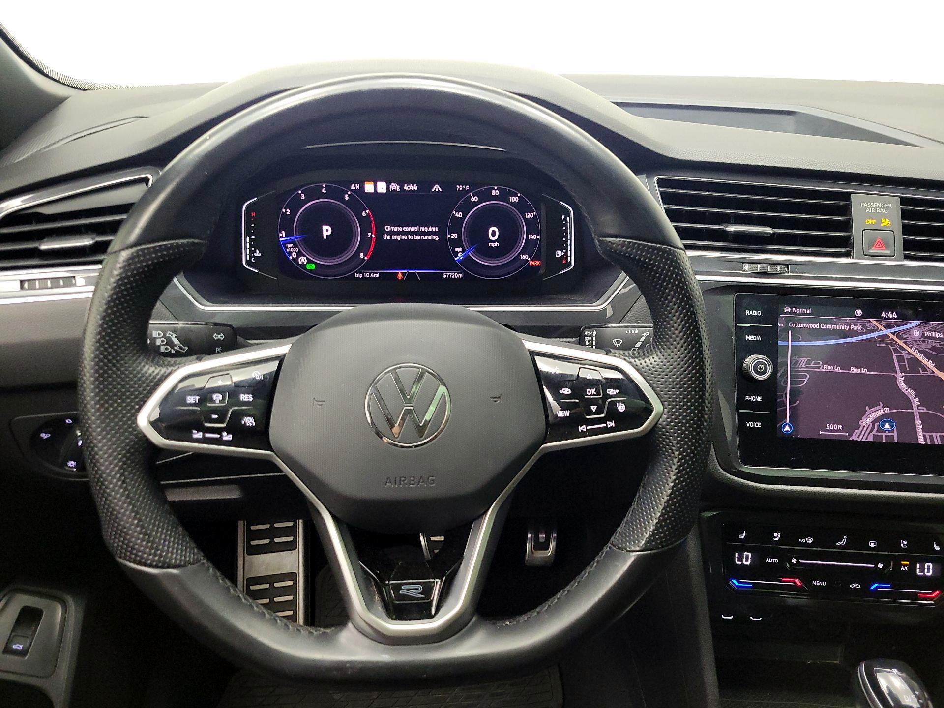 Thumbnail: 2022 Volkswagen Tiguan - 10