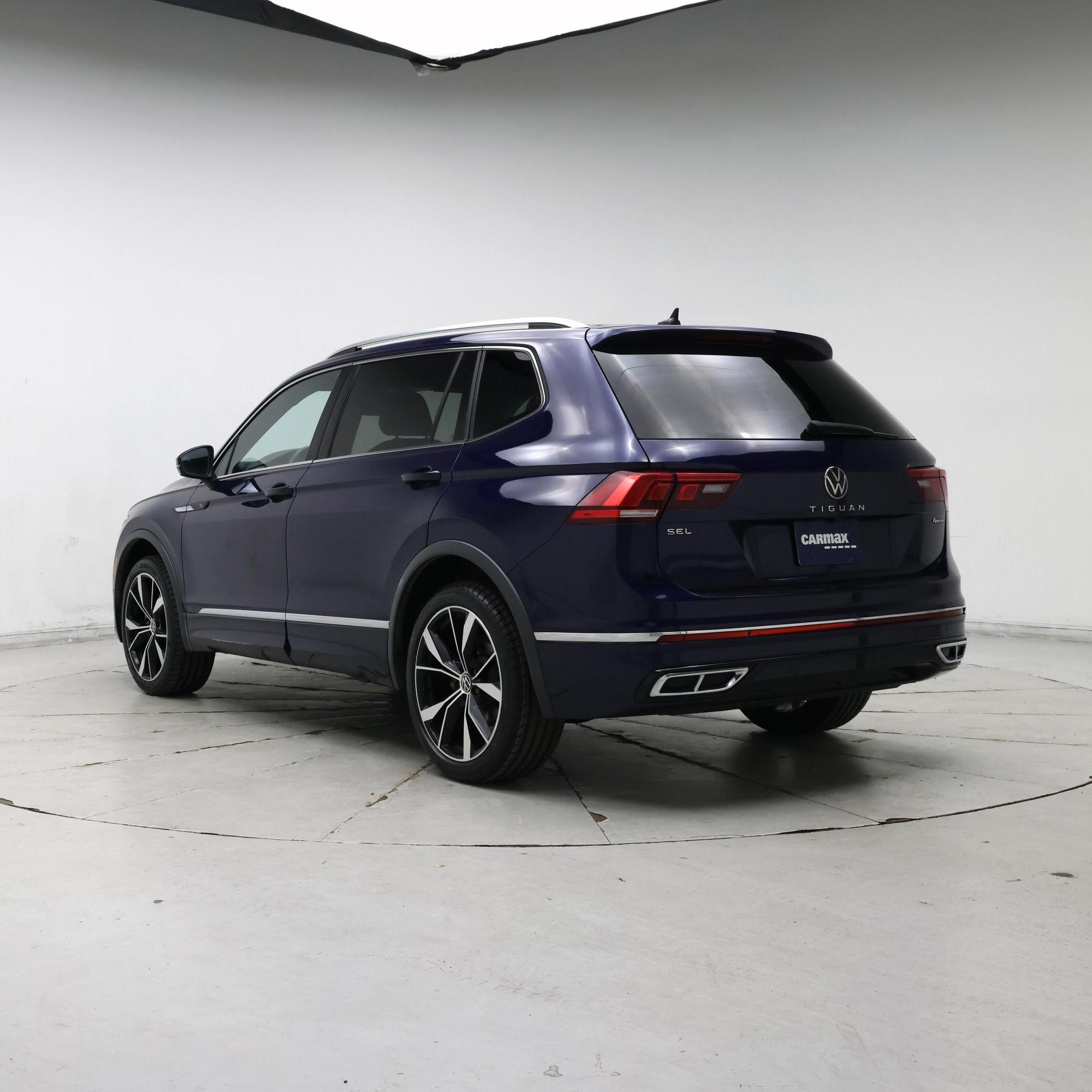 Thumbnail: 2022 Volkswagen Tiguan - 2