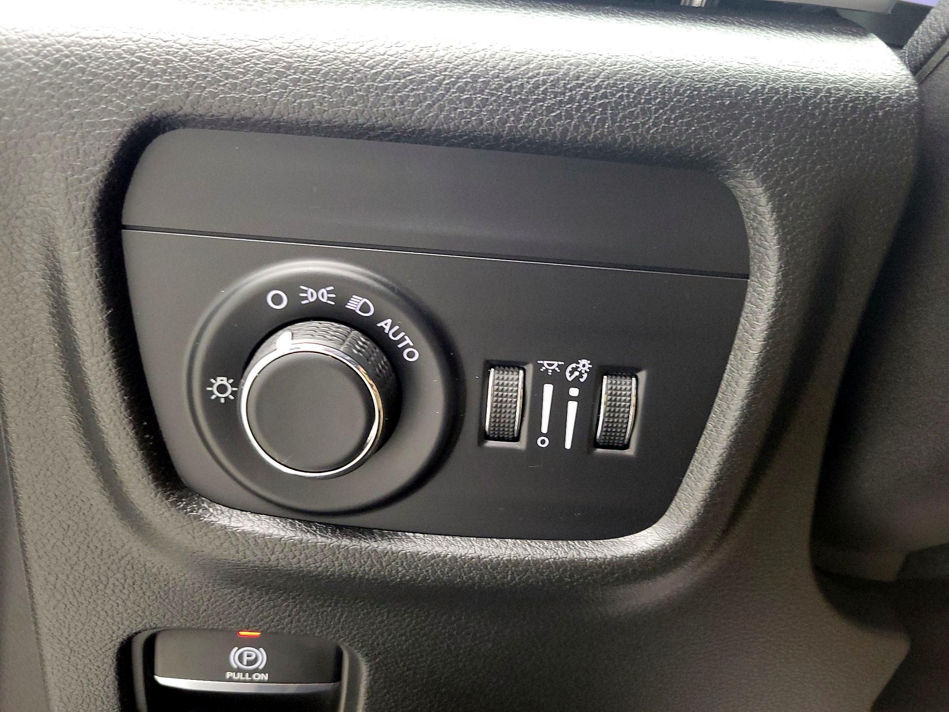 Thumbnail: 2023 Jeep Grand Cherokee - 13