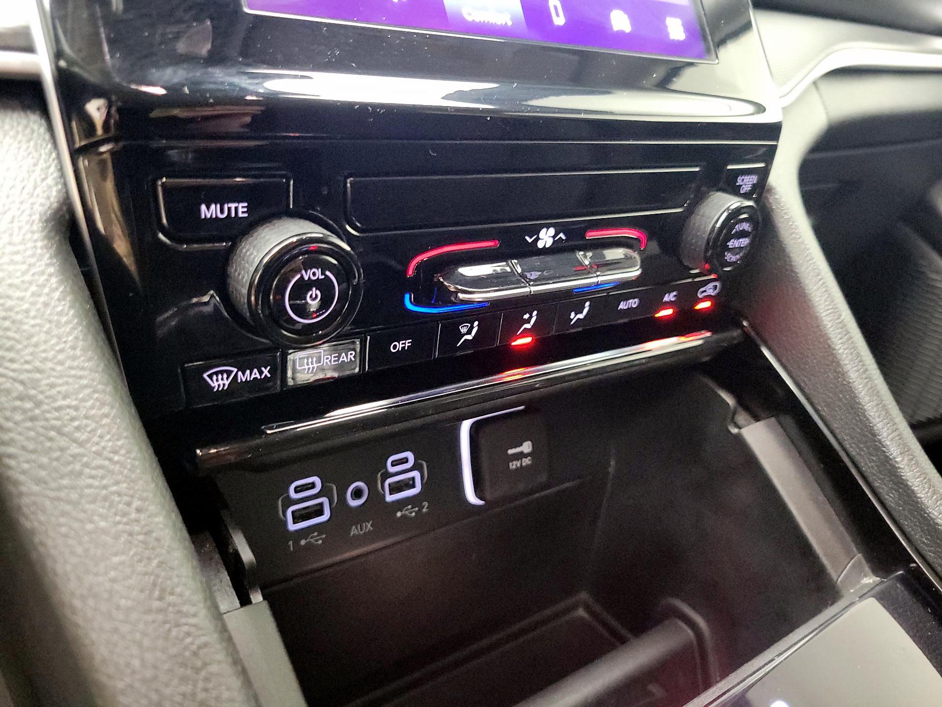 Thumbnail: 2023 Jeep Grand Cherokee - 16