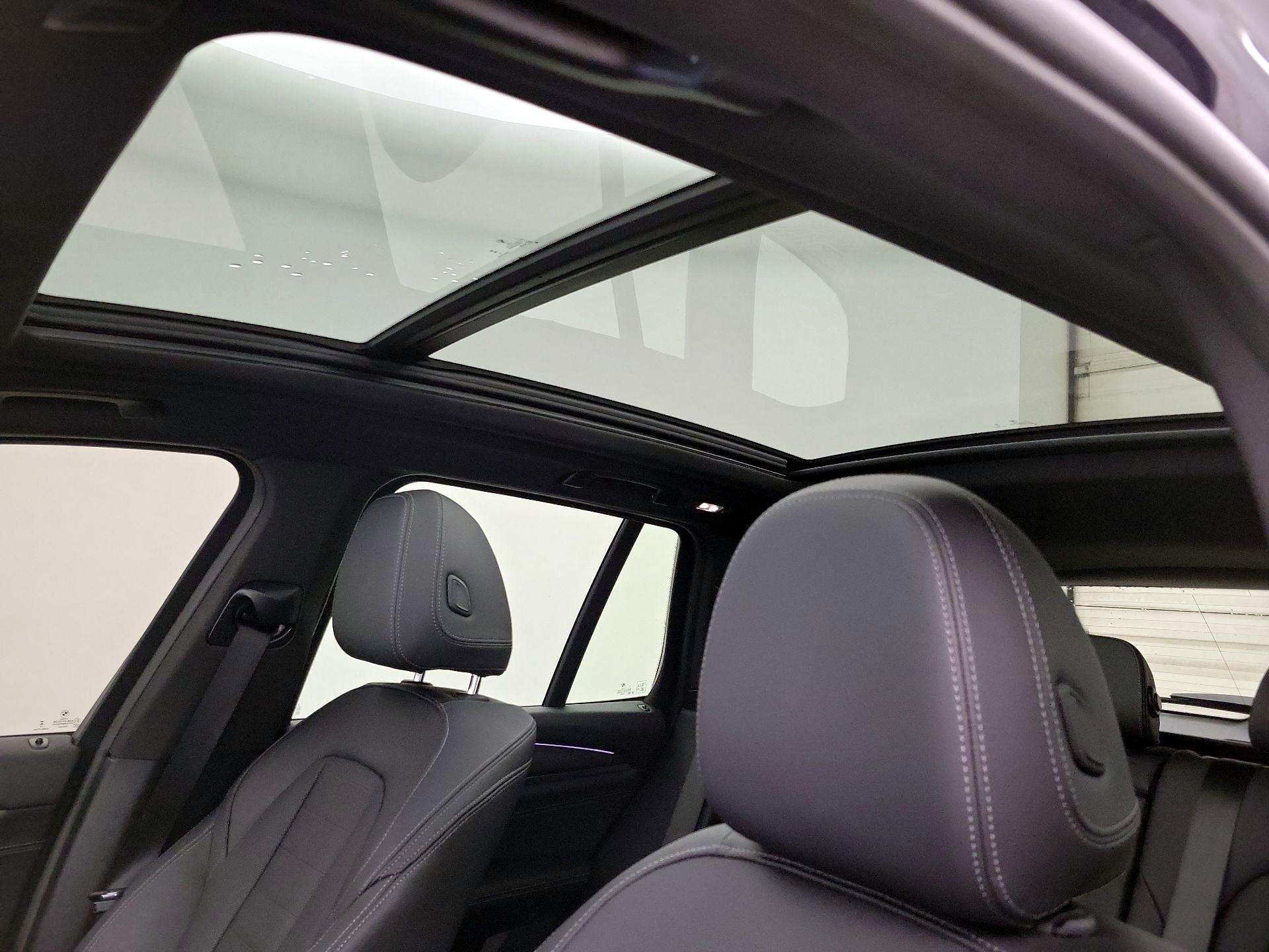 Thumbnail: 2024 BMW X3 - 20