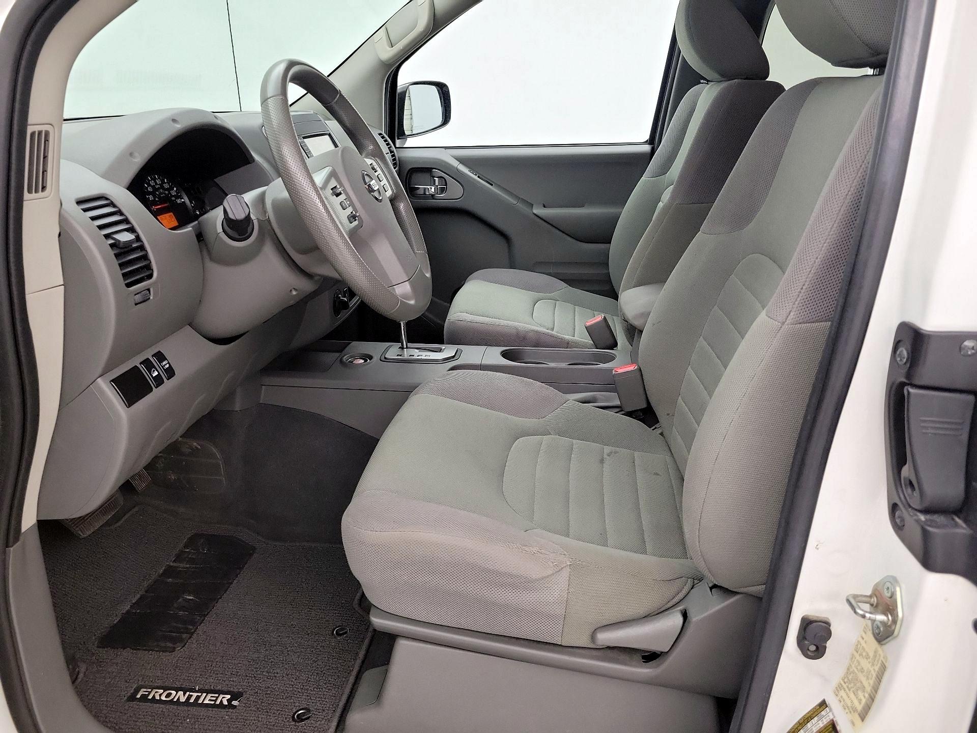 Thumbnail: 2020 Nissan Frontier - 9