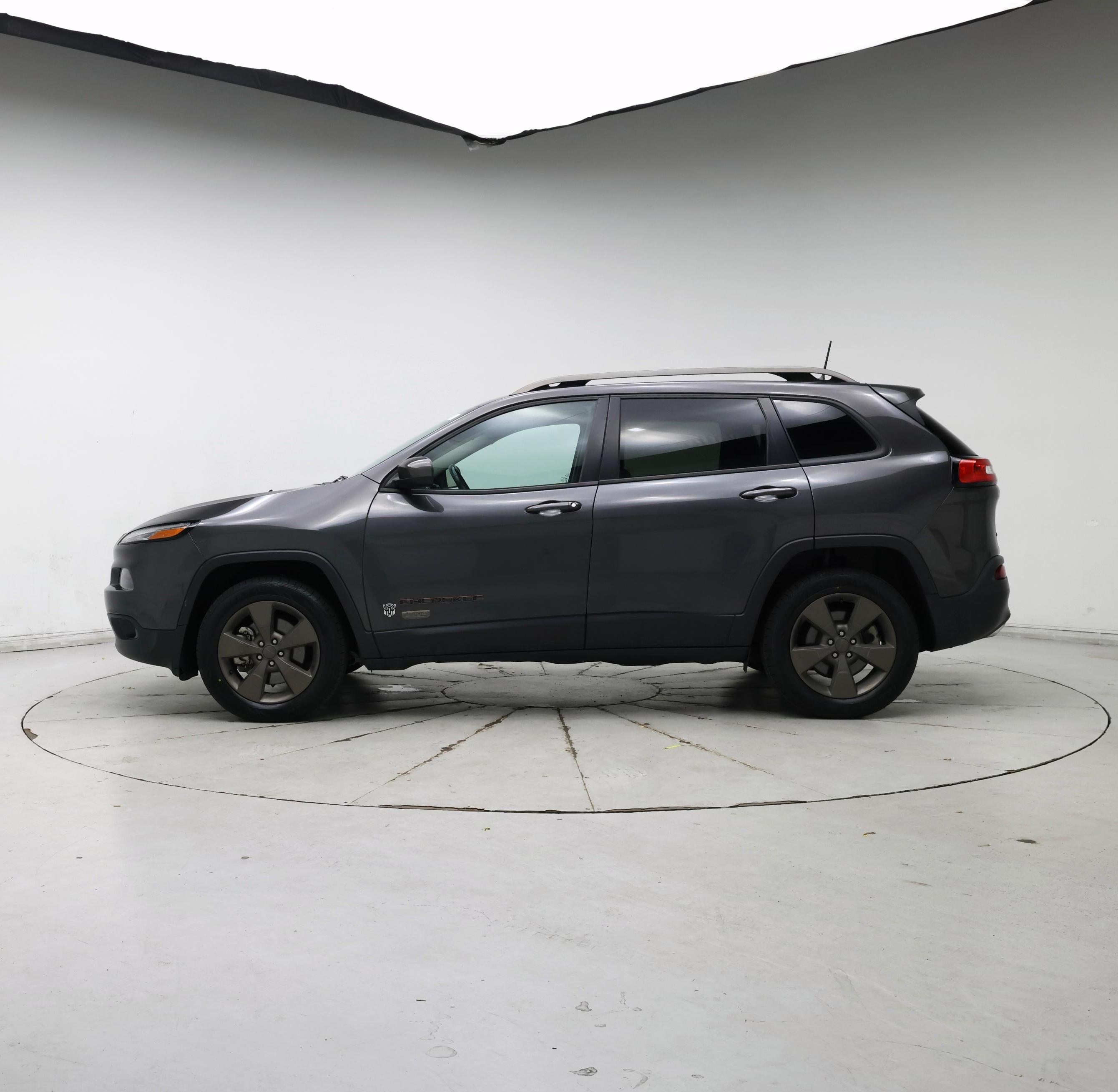 Thumbnail: 2017 Jeep Cherokee - 3