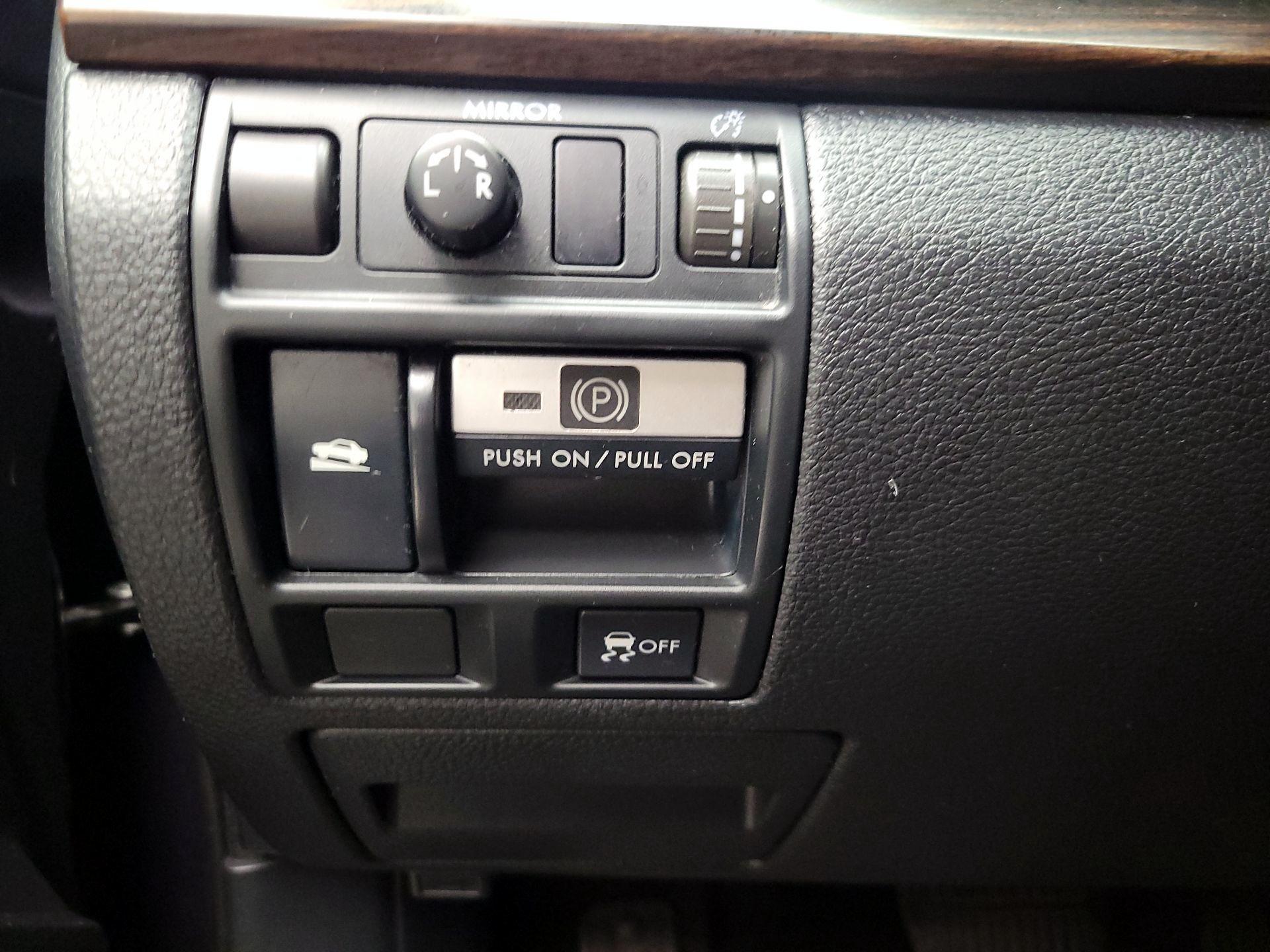 Thumbnail: 2014 Subaru Outback - 13