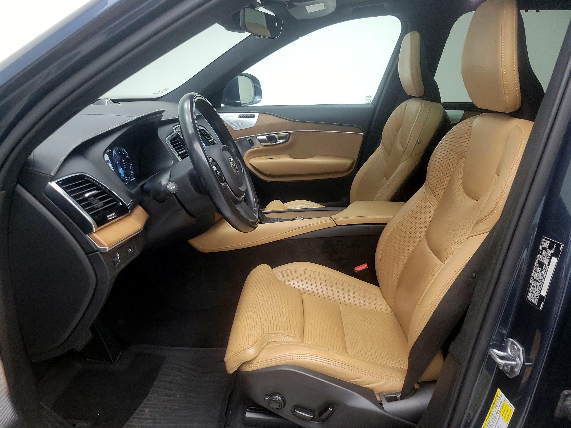 Thumbnail: 2019 Volvo XC90 - 11