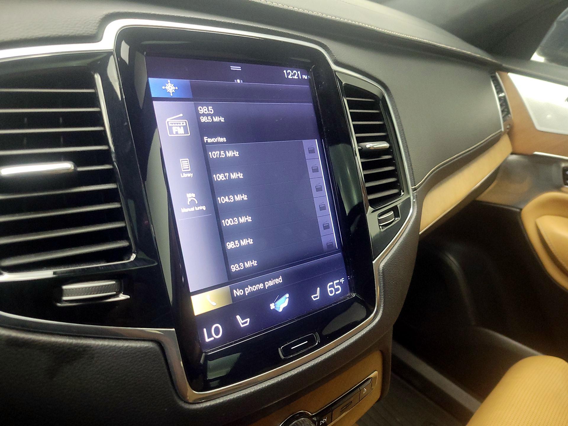 Thumbnail: 2019 Volvo XC90 - 16