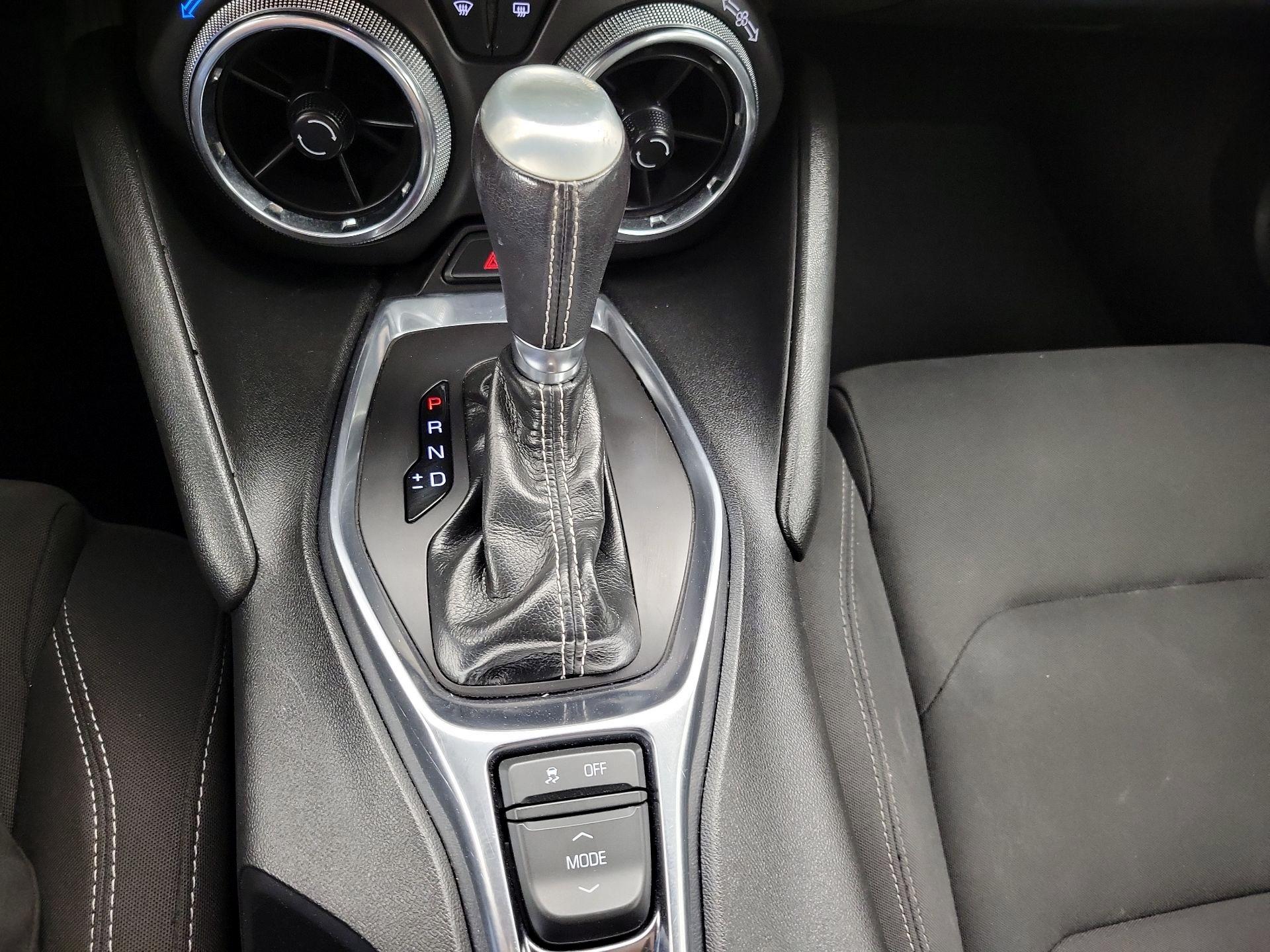 Thumbnail: 2020 Chevrolet Camaro - 16