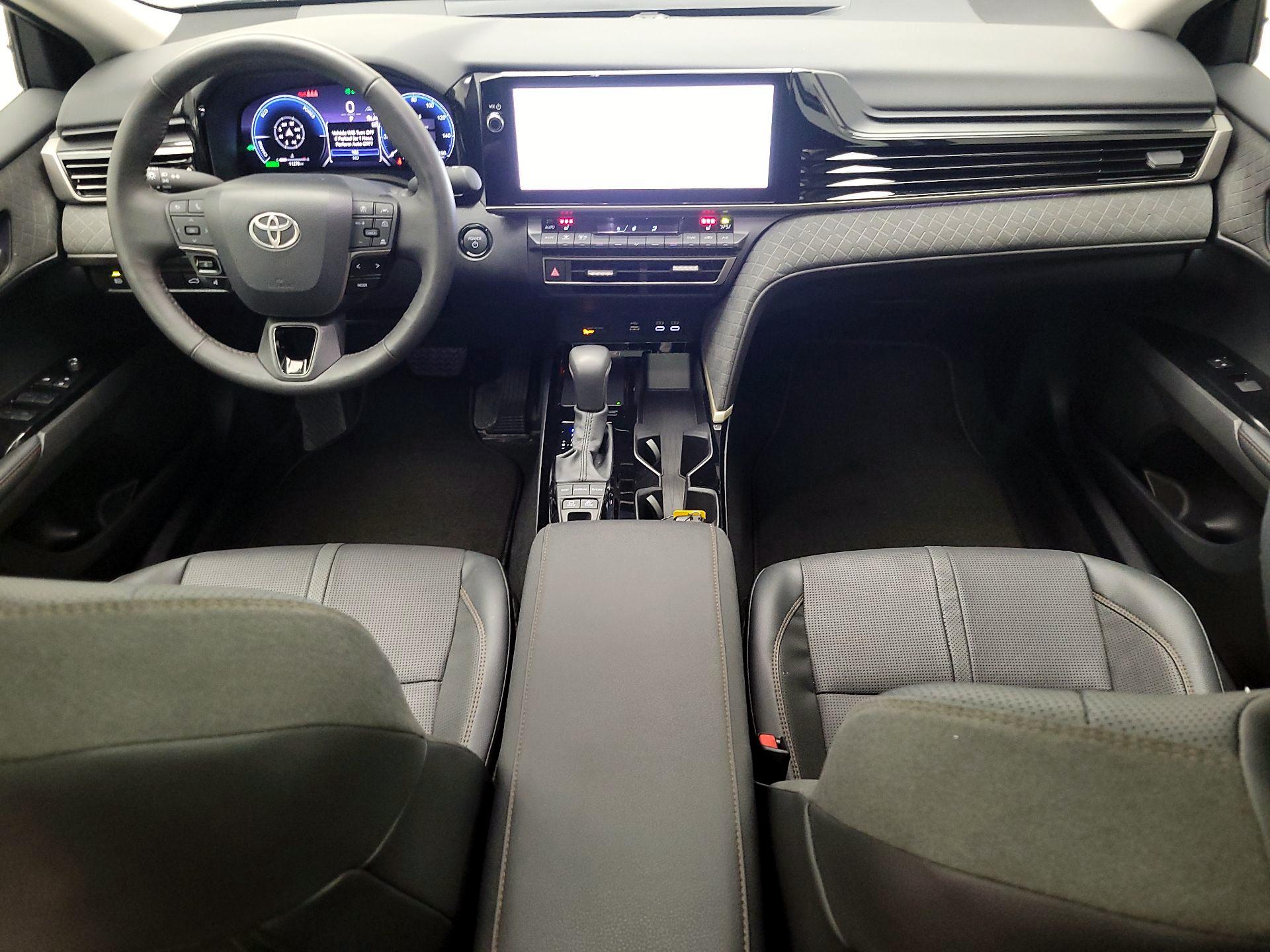Thumbnail: 2025 Toyota Camry - 9
