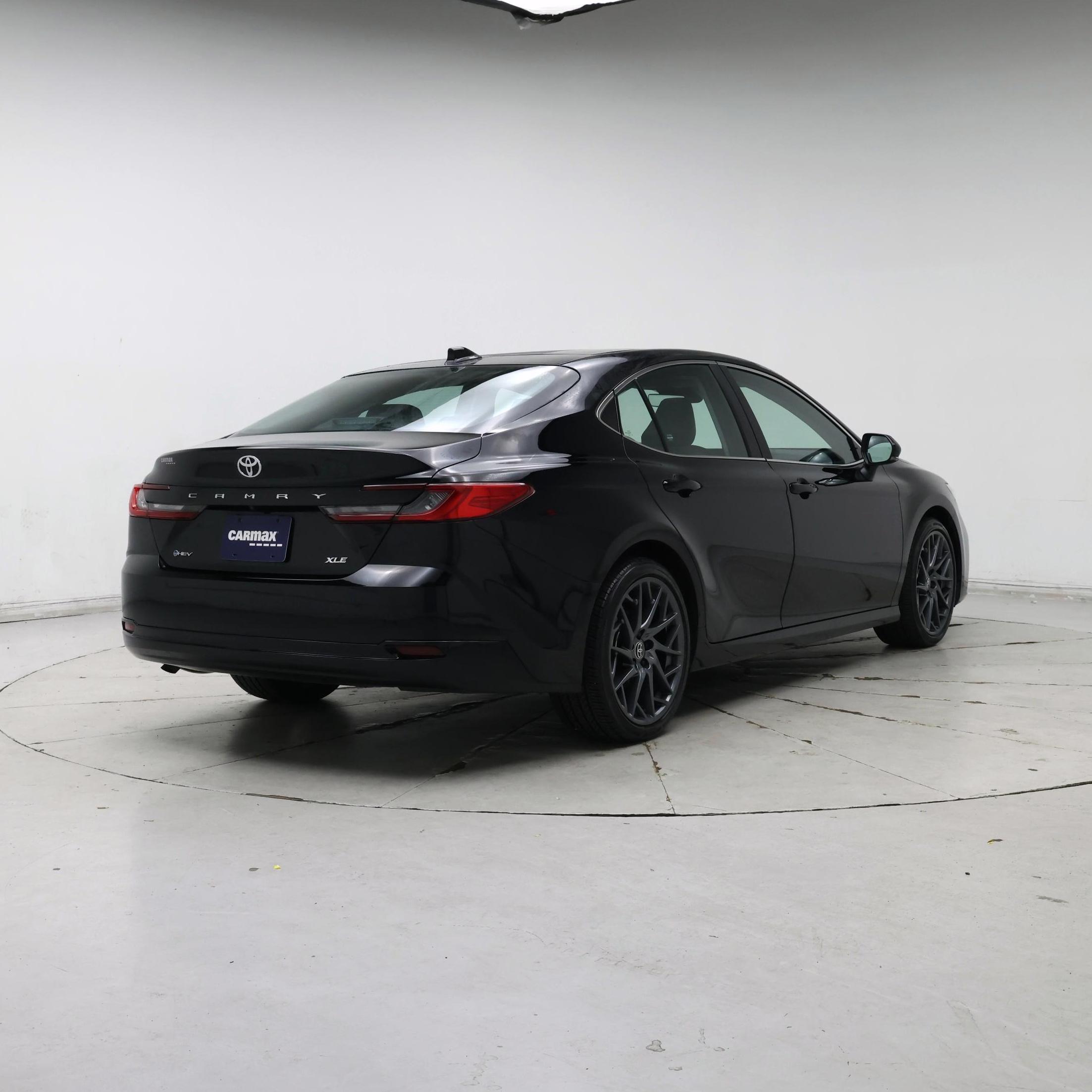 Thumbnail: 2025 Toyota Camry - 8