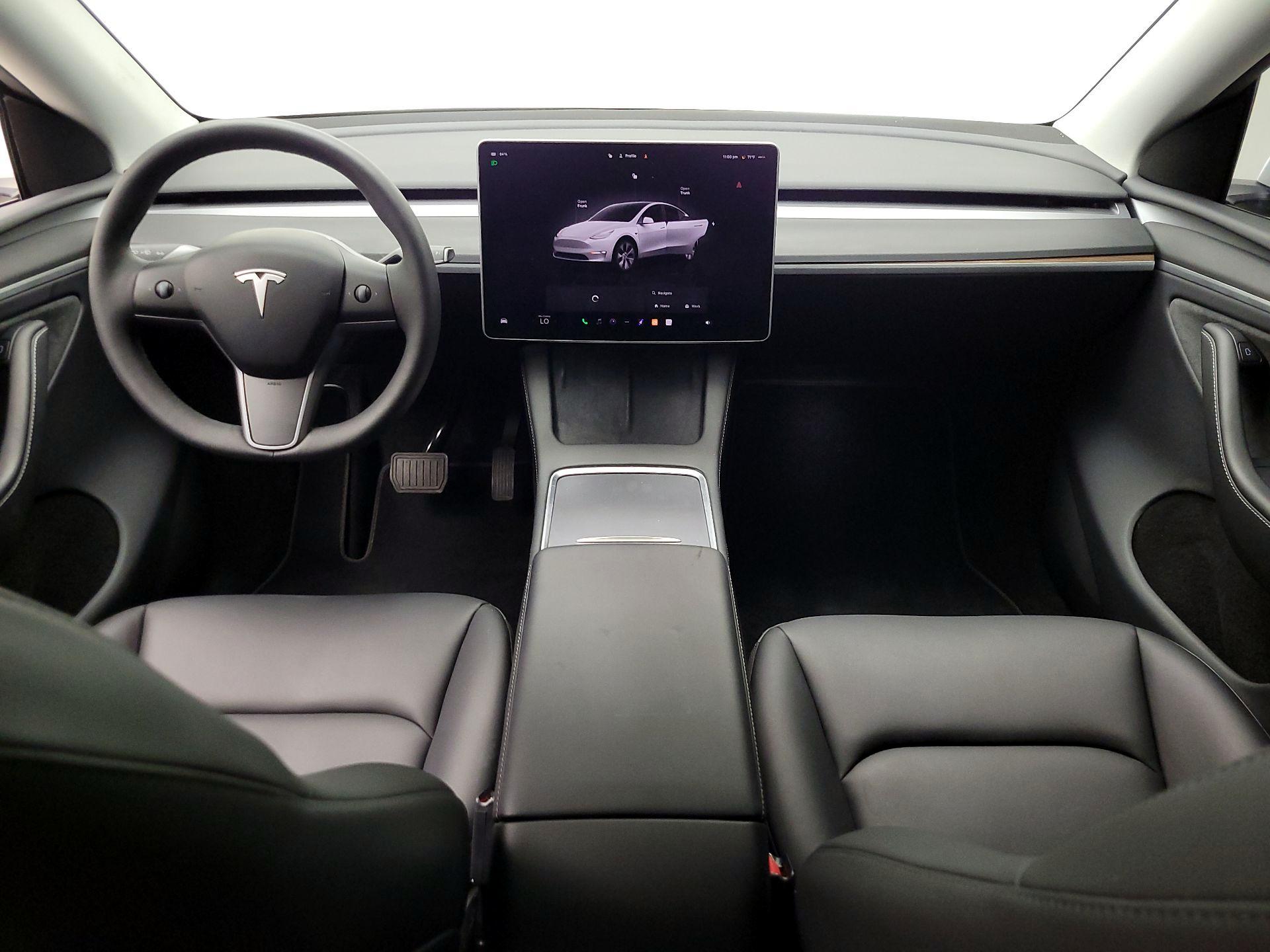 Thumbnail: 2023 Tesla Model Y - 9