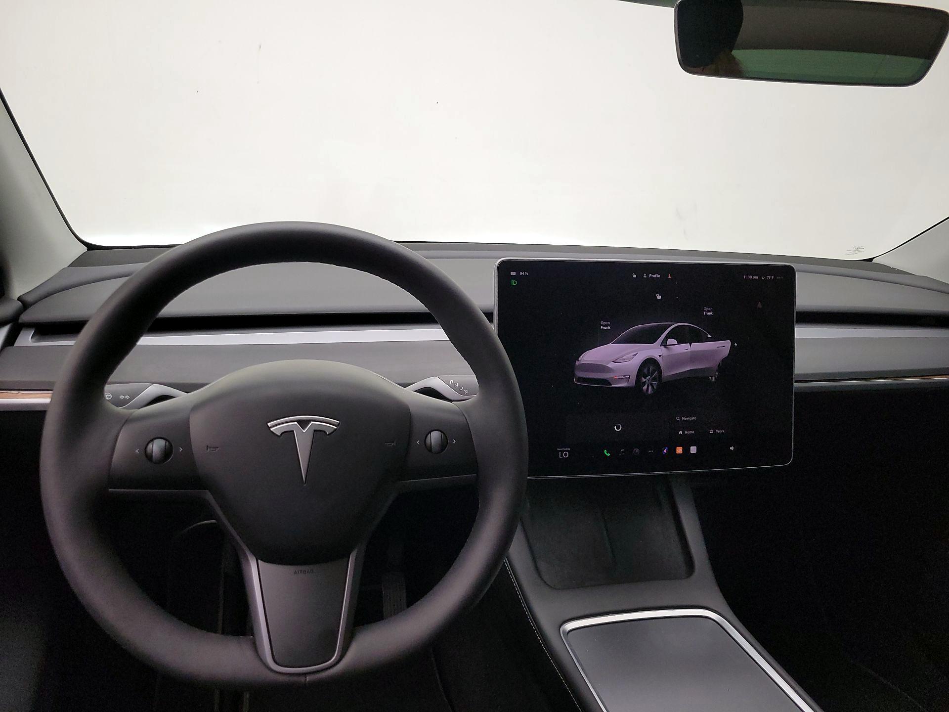 Thumbnail: 2023 Tesla Model Y - 10