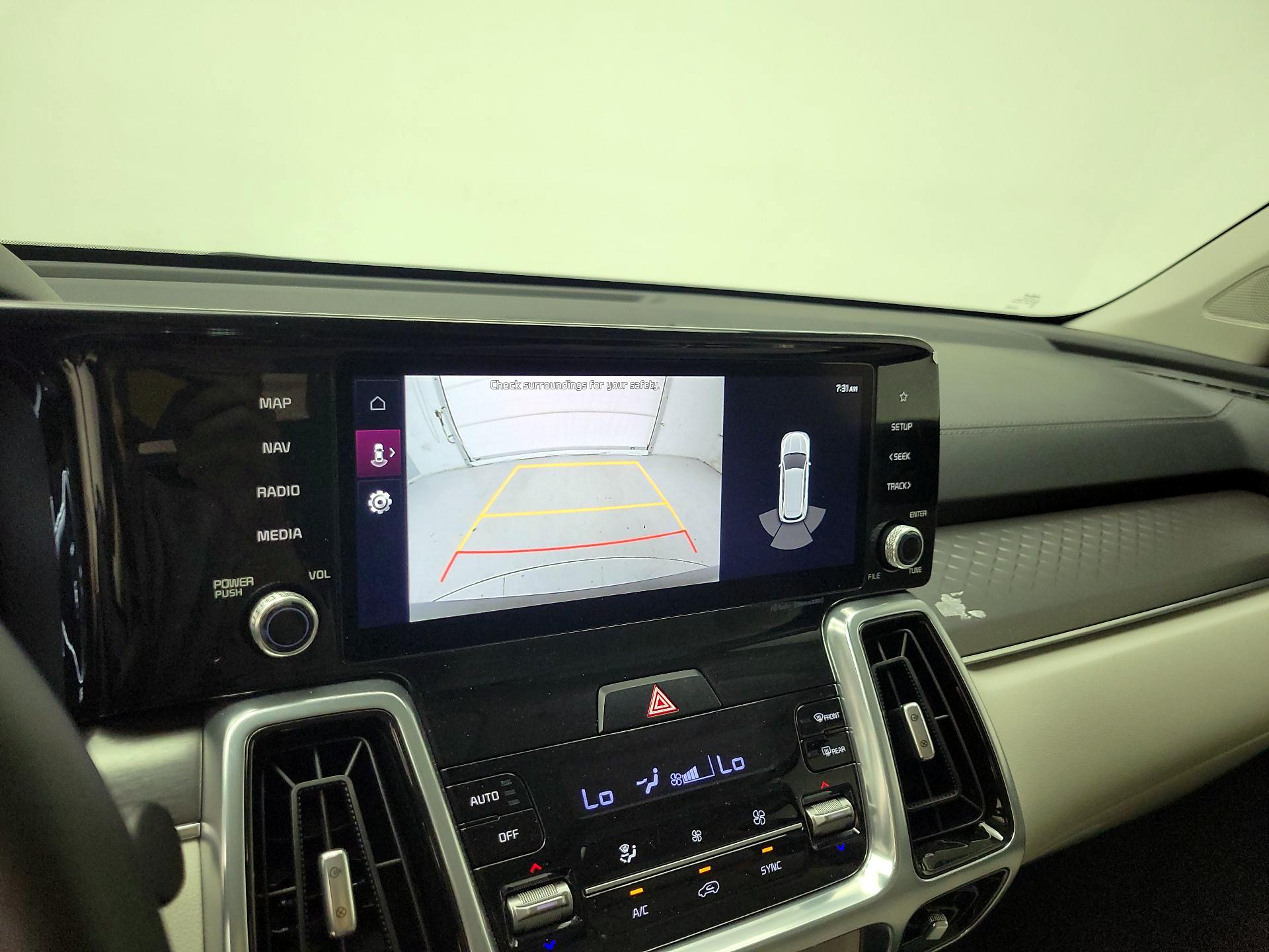 Thumbnail: 2023 Kia Sorento - 15