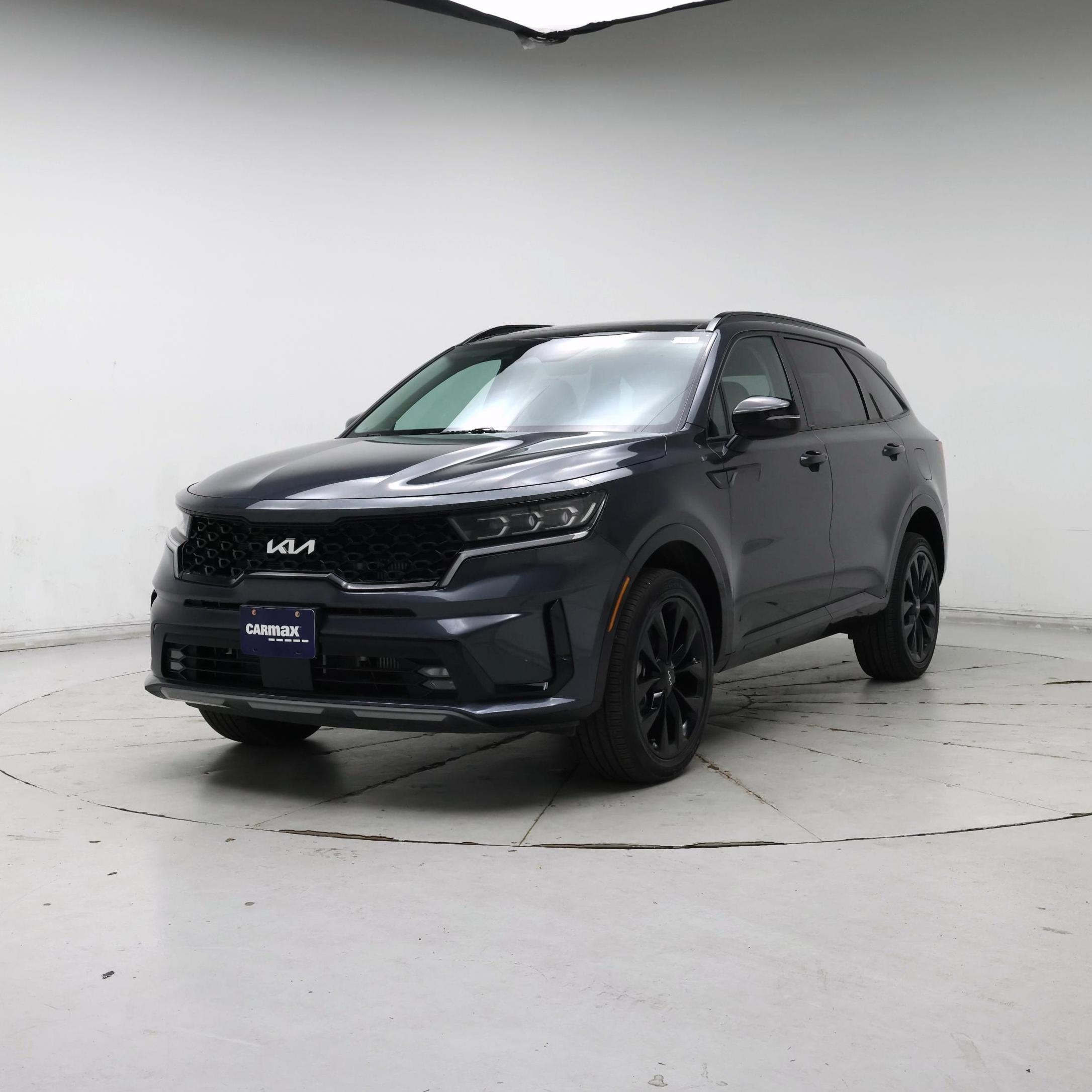 Thumbnail: 2023 Kia Sorento - 4