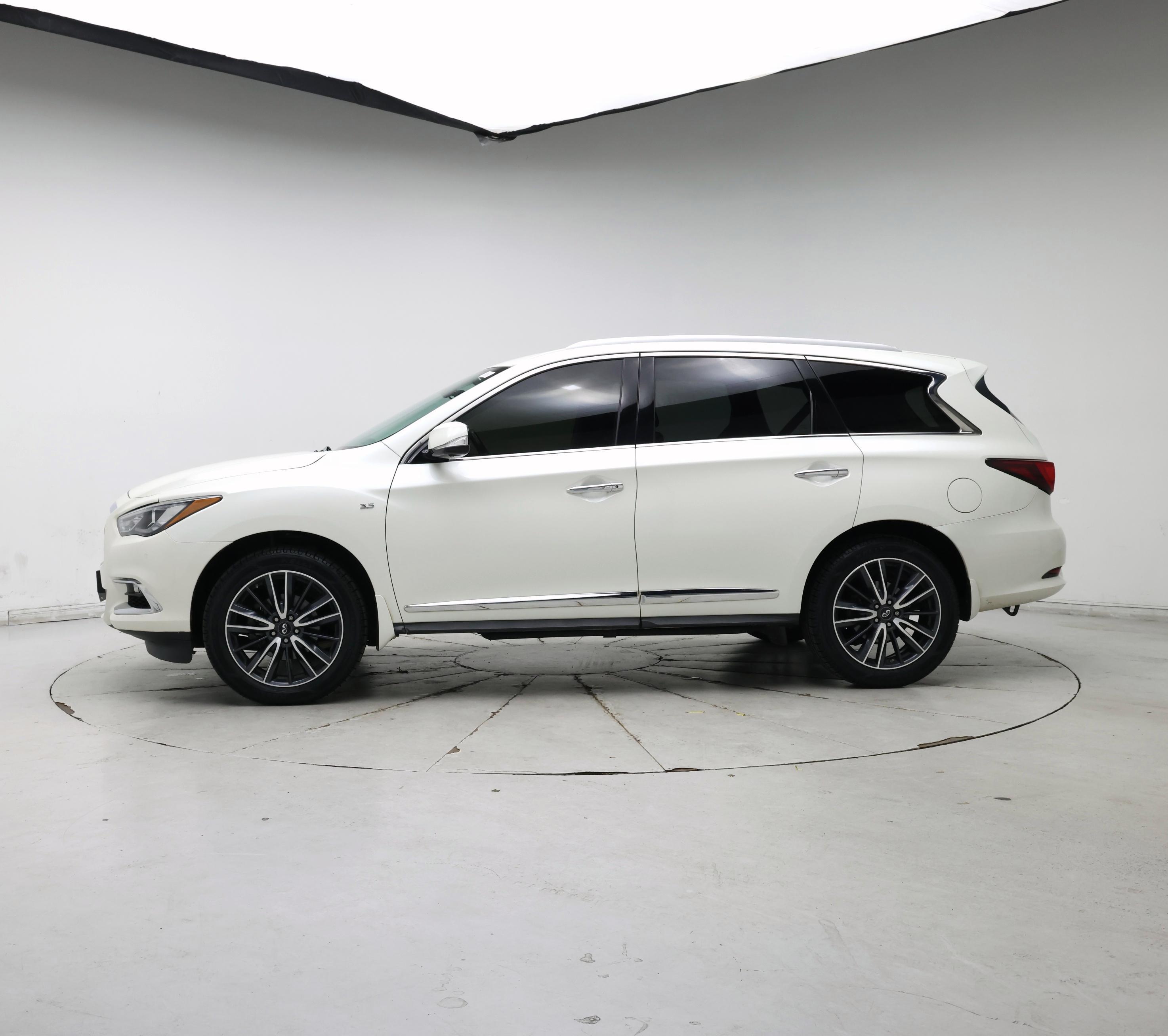 Thumbnail: 2017 INFINITI QX60 - 3