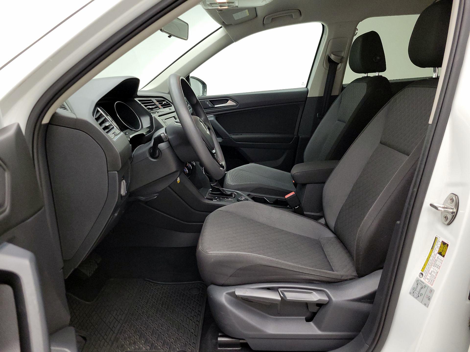 Thumbnail: 2019 Volkswagen Tiguan - 11