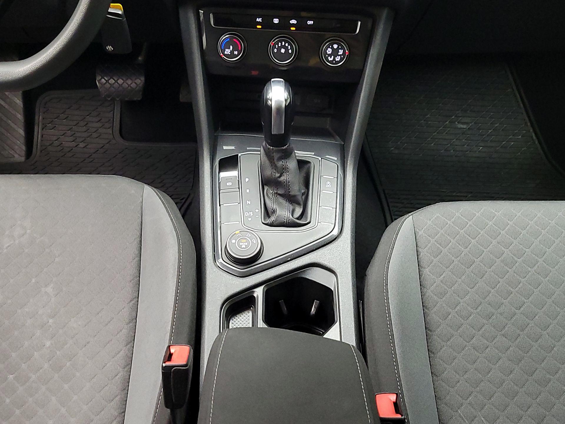 Thumbnail: 2019 Volkswagen Tiguan - 17