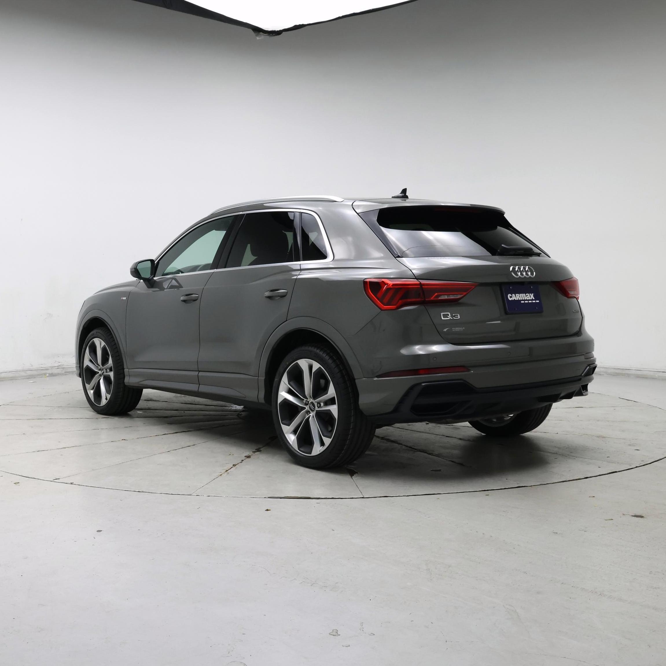 Thumbnail: 2020 Audi Q3 - 2