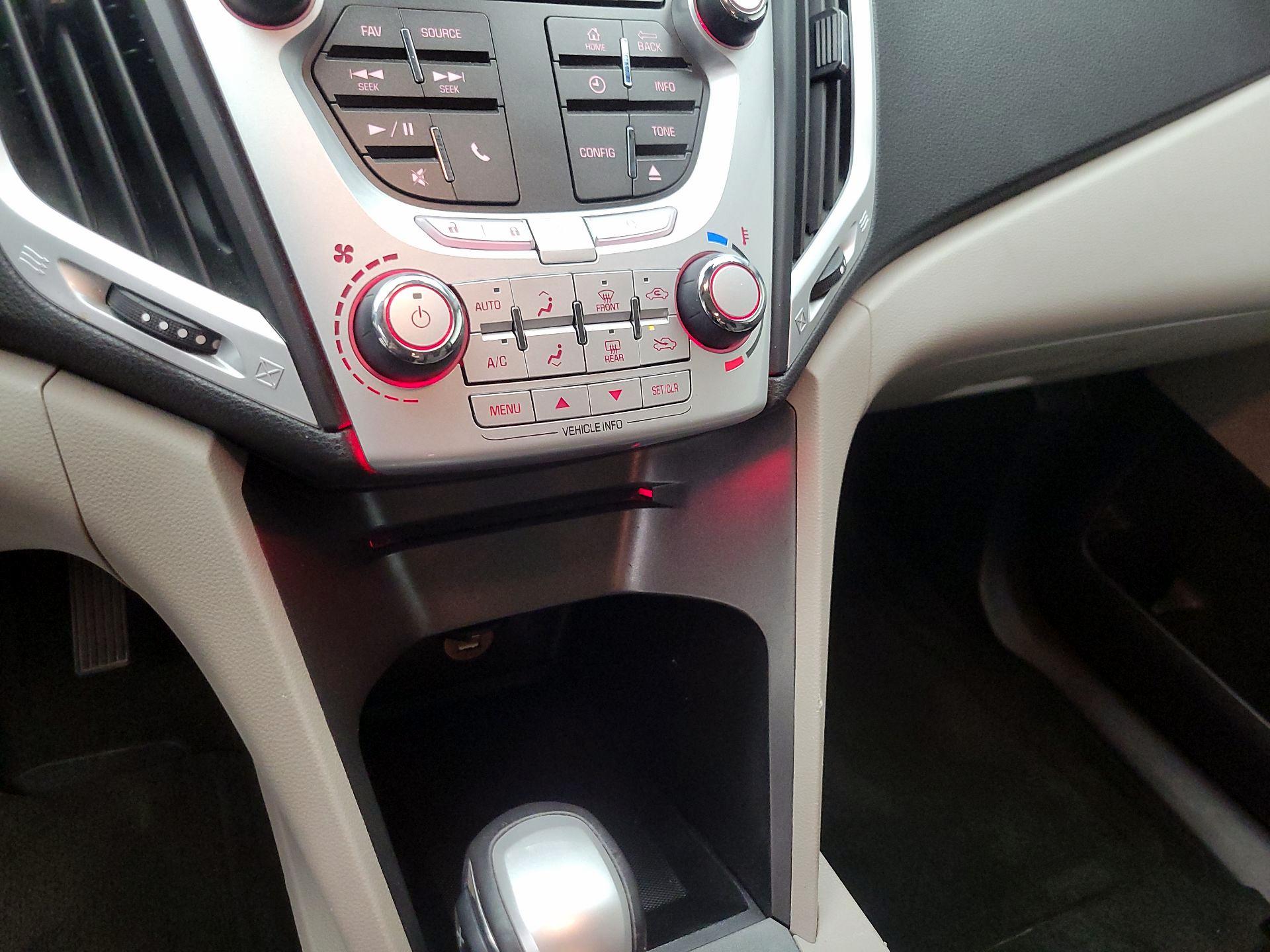Thumbnail: 2014 GMC Terrain - 15