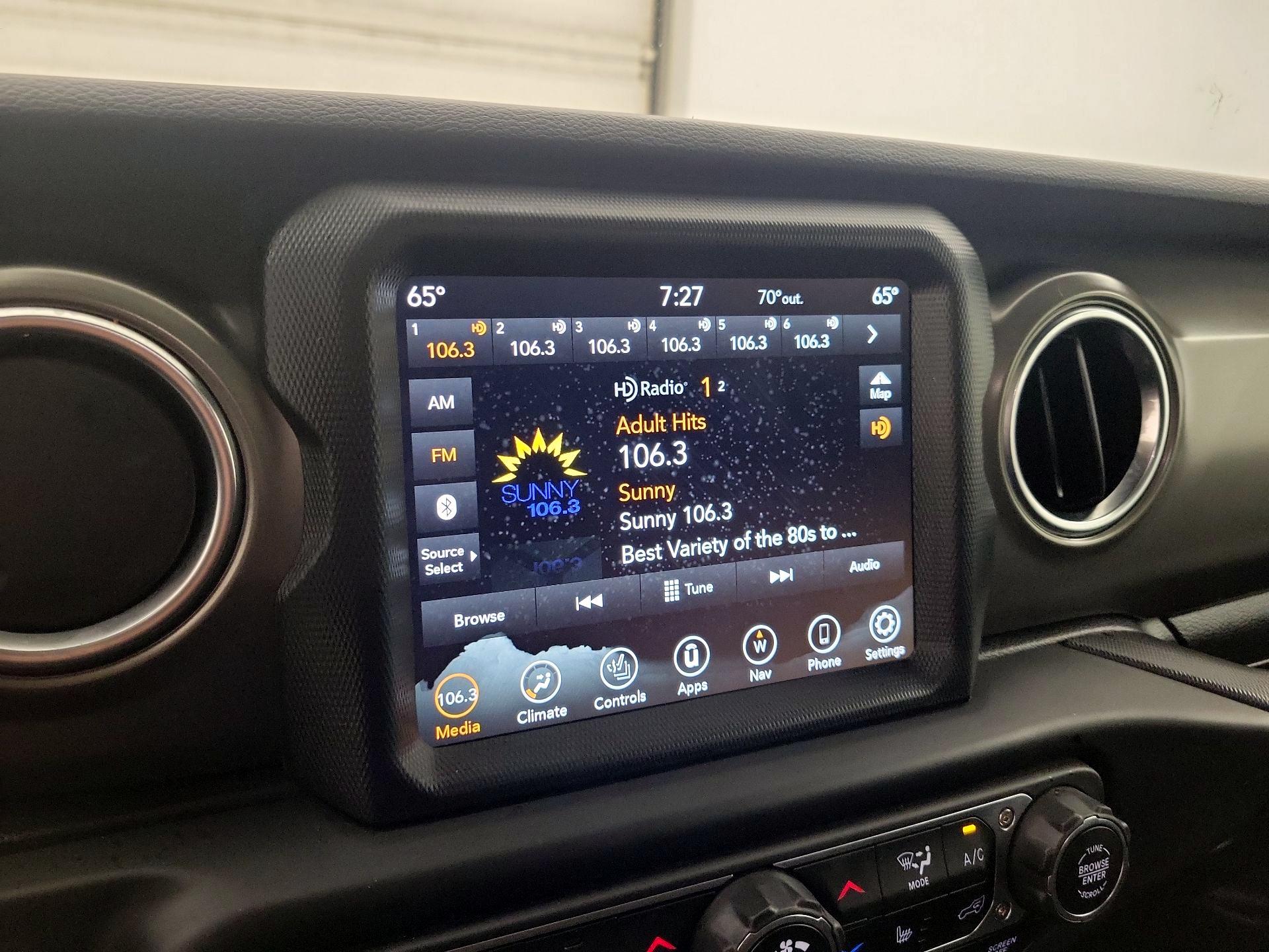 Thumbnail: 2023 Jeep Wrangler - 14