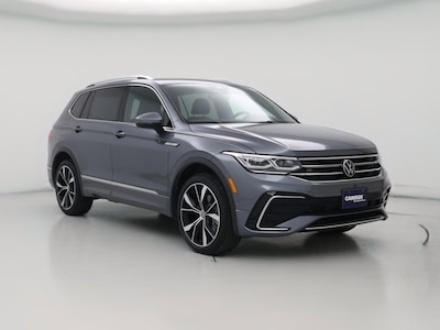 Gray 2022 Volkswagen Tiguan SEL R-Line