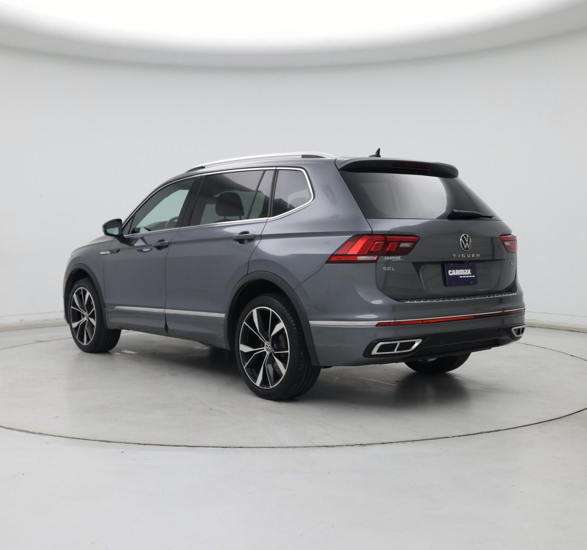 Thumbnail: 2022 Volkswagen Tiguan - 2