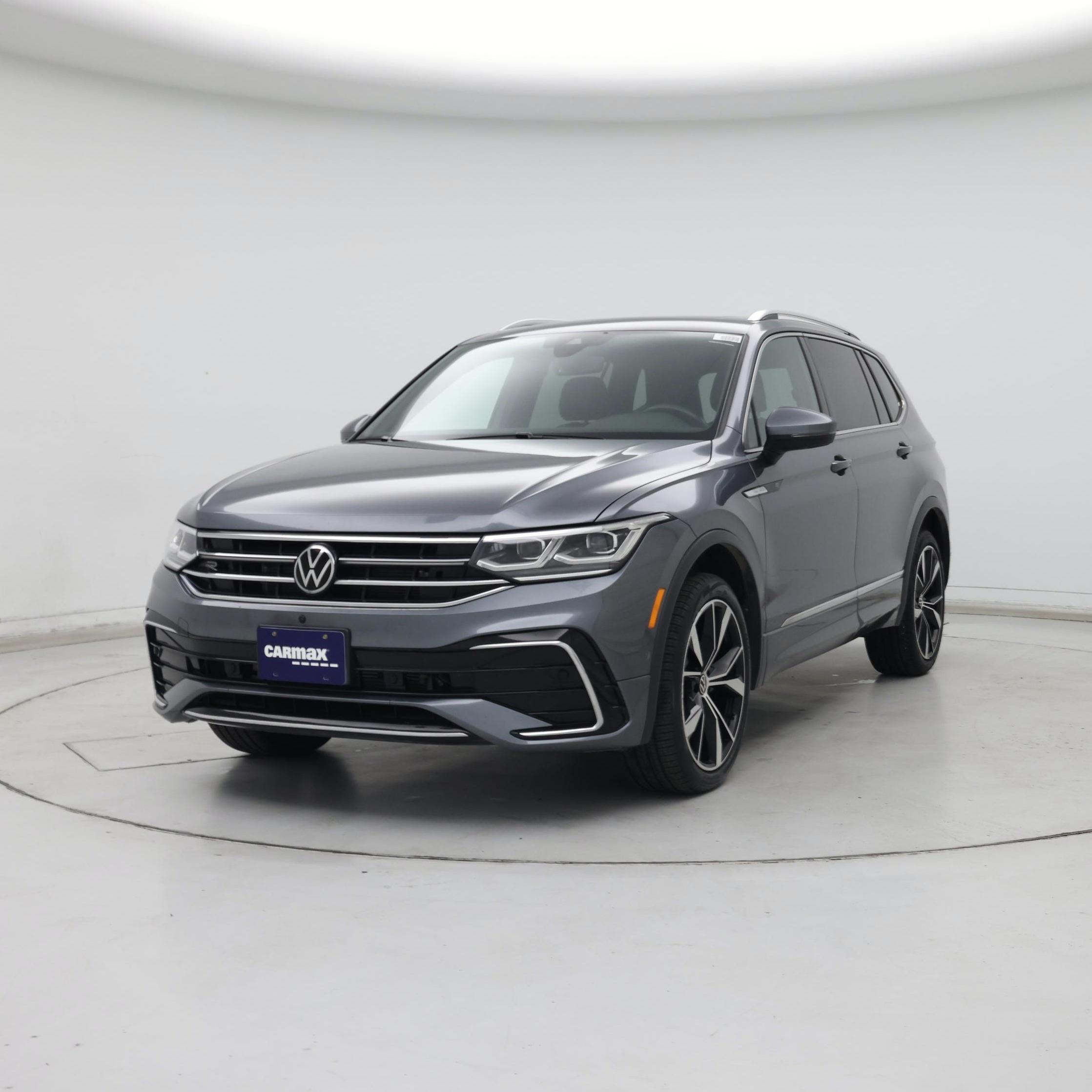 Thumbnail: 2022 Volkswagen Tiguan - 4