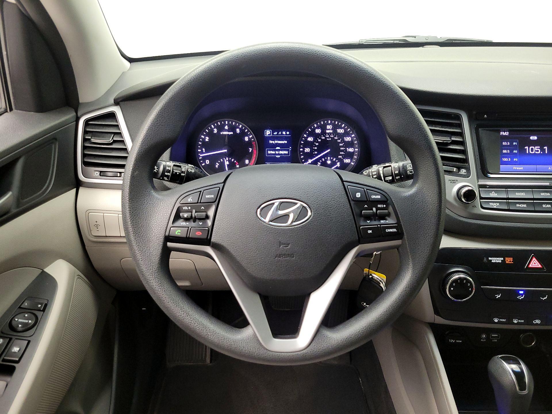 Thumbnail: 2017 Hyundai Tucson - 10