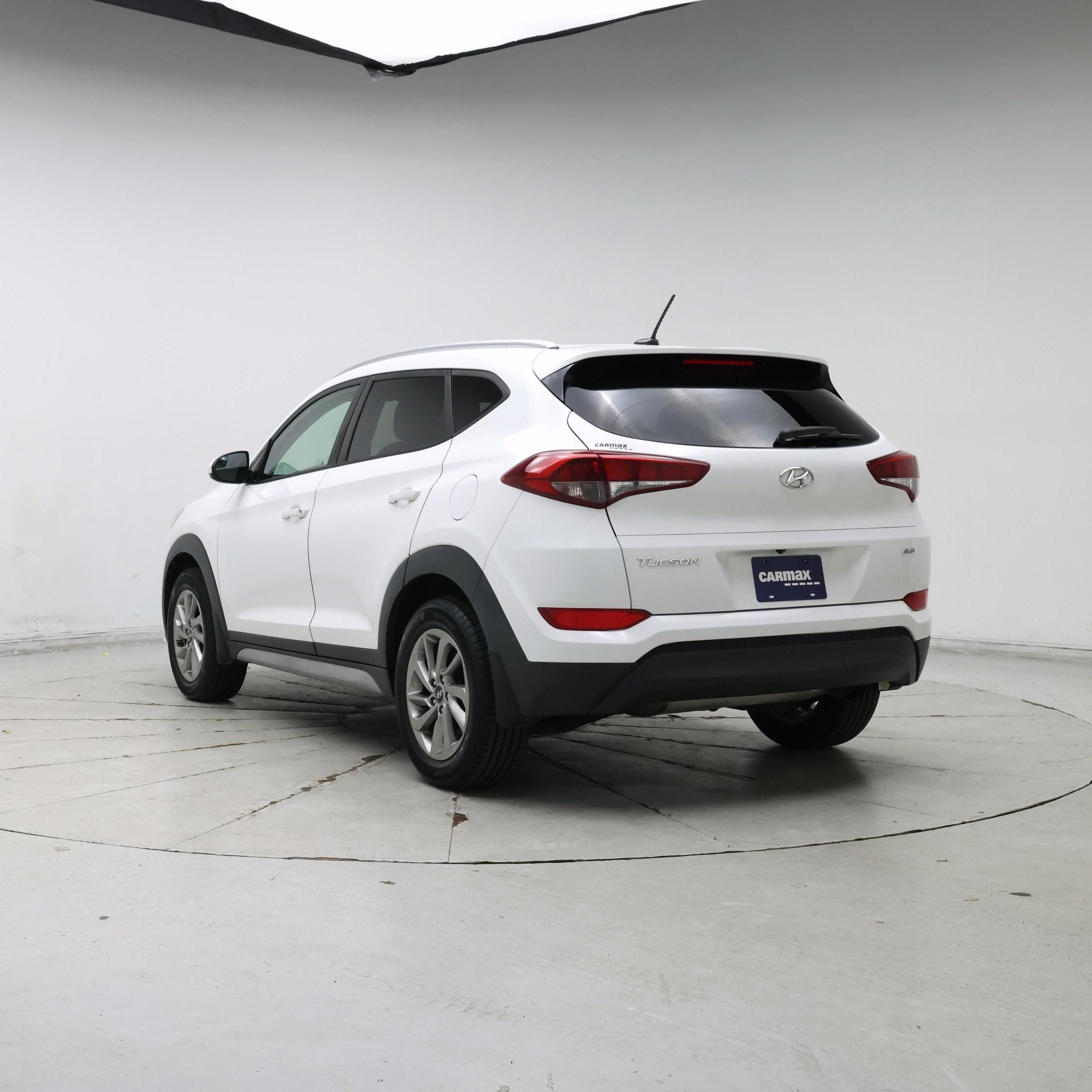 Thumbnail: 2017 Hyundai Tucson - 2