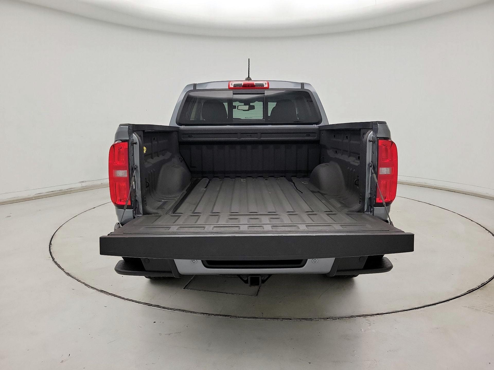 Thumbnail: 2022 Chevrolet Colorado - 20