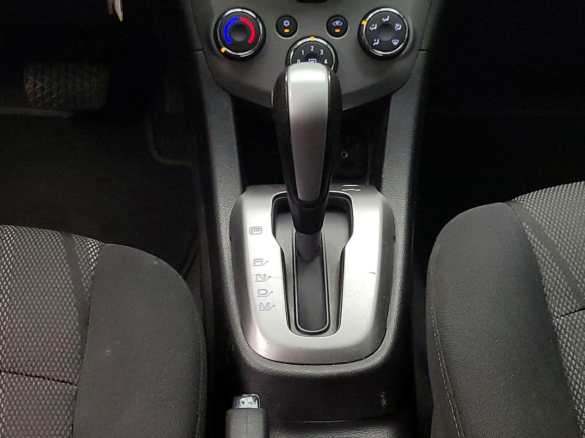 Thumbnail: 2019 Chevrolet Sonic - 18