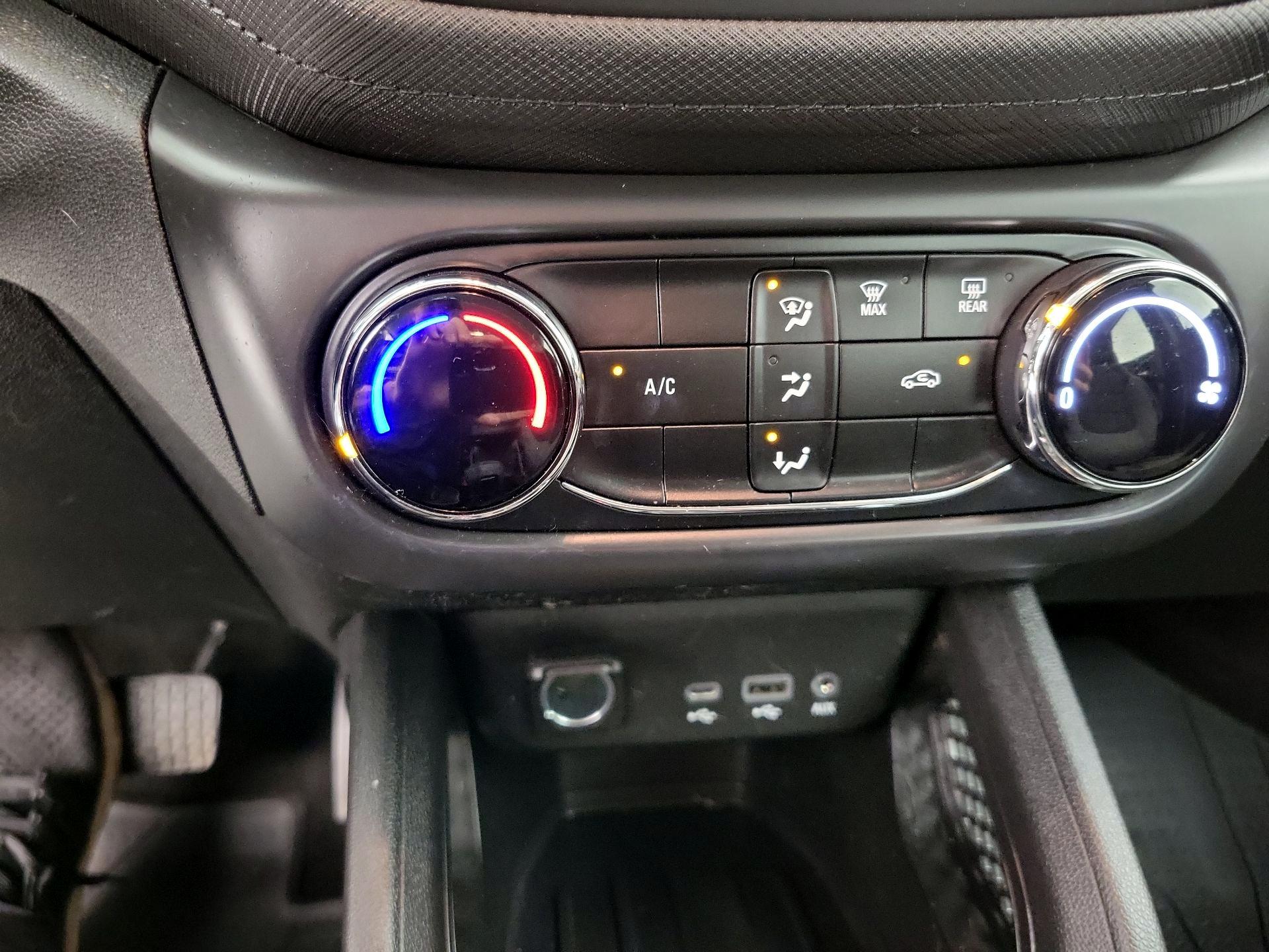 Thumbnail: 2023 Chevrolet TrailBlazer - 16