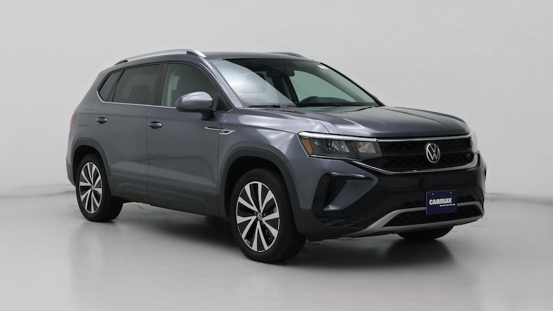 2022 Volkswagen Taos SE Hero Image