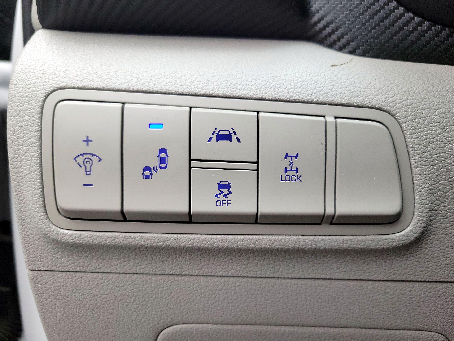 Thumbnail: 2020 Hyundai Tucson - 13