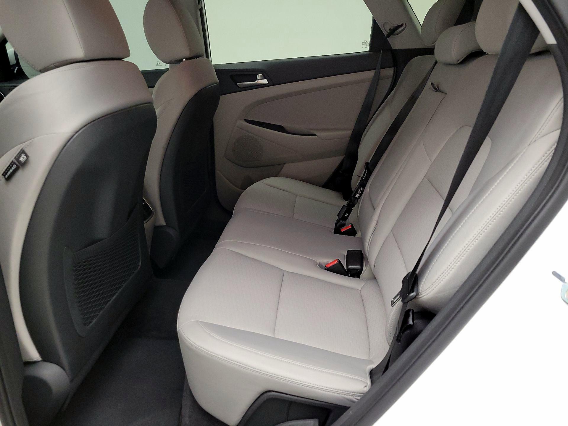 Thumbnail: 2020 Hyundai Tucson - 19