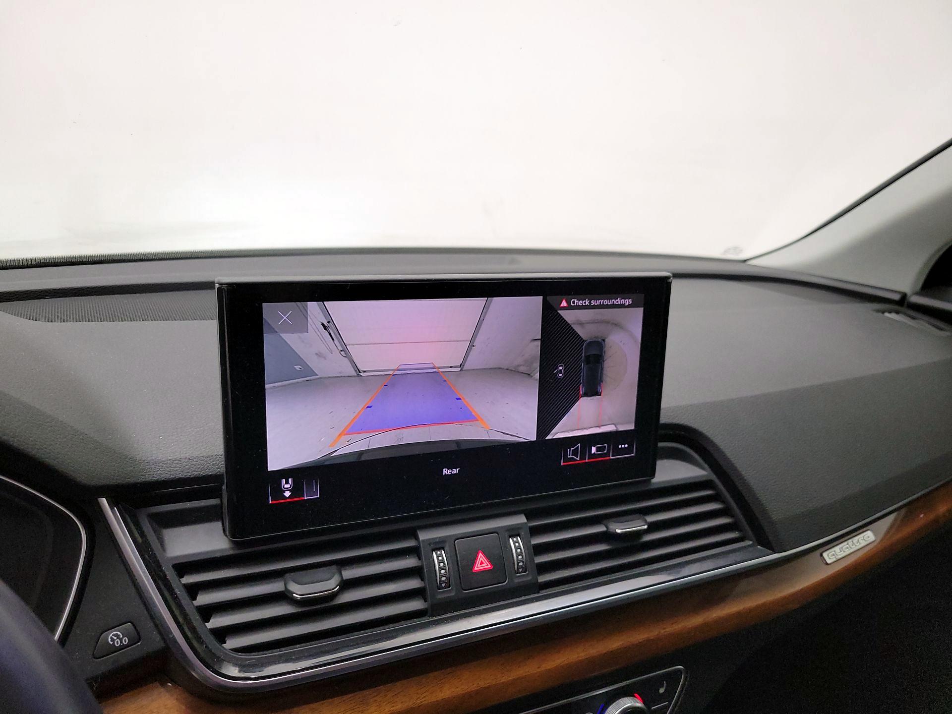 Thumbnail: 2021 Audi Q5 - 15