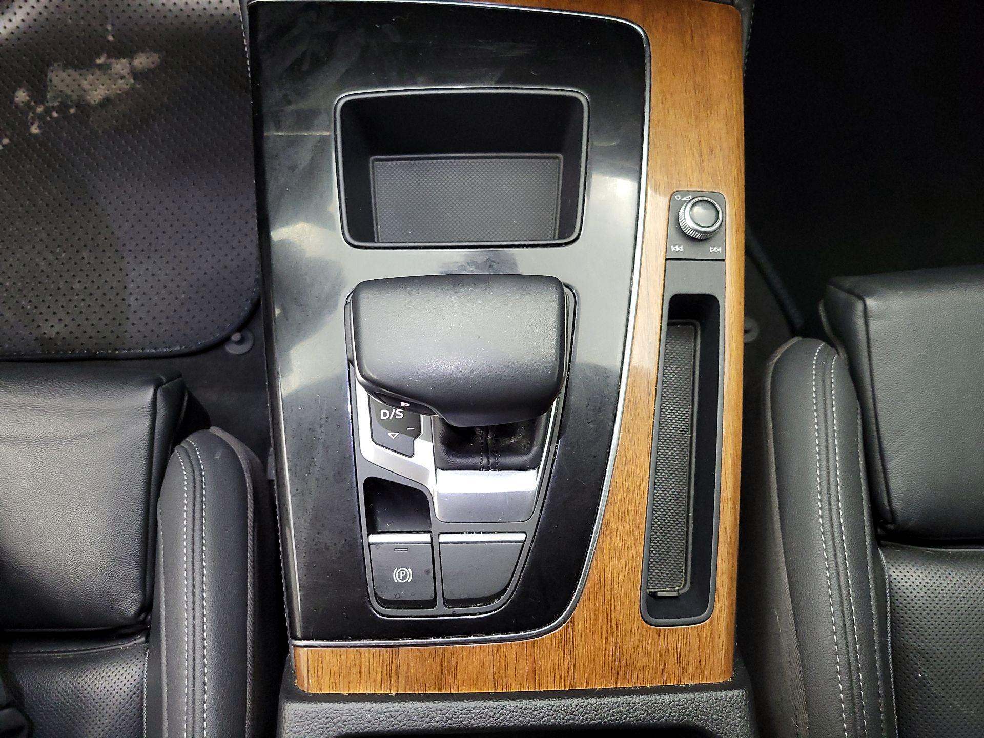 Thumbnail: 2021 Audi Q5 - 18