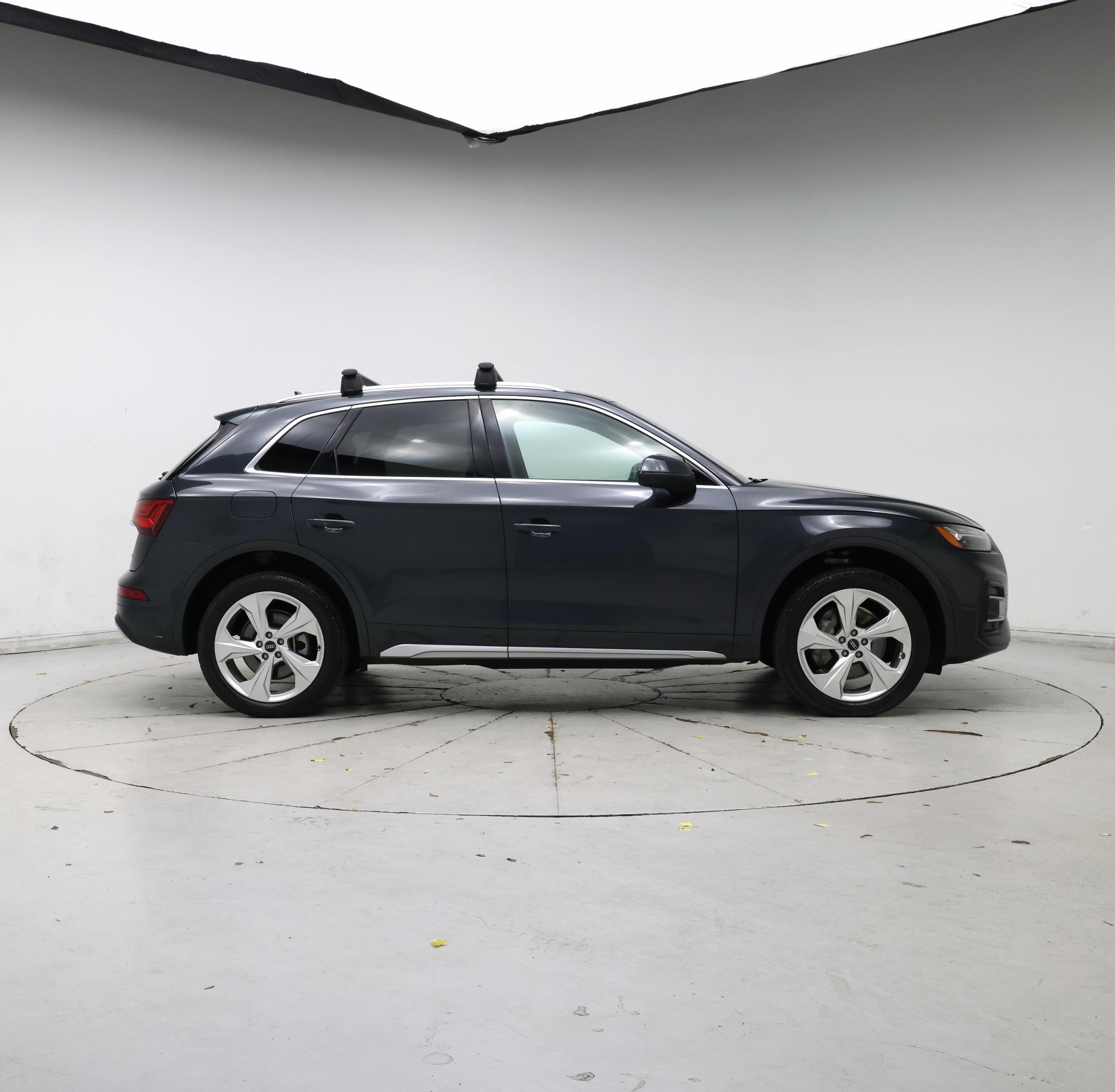 Thumbnail: 2021 Audi Q5 - 7