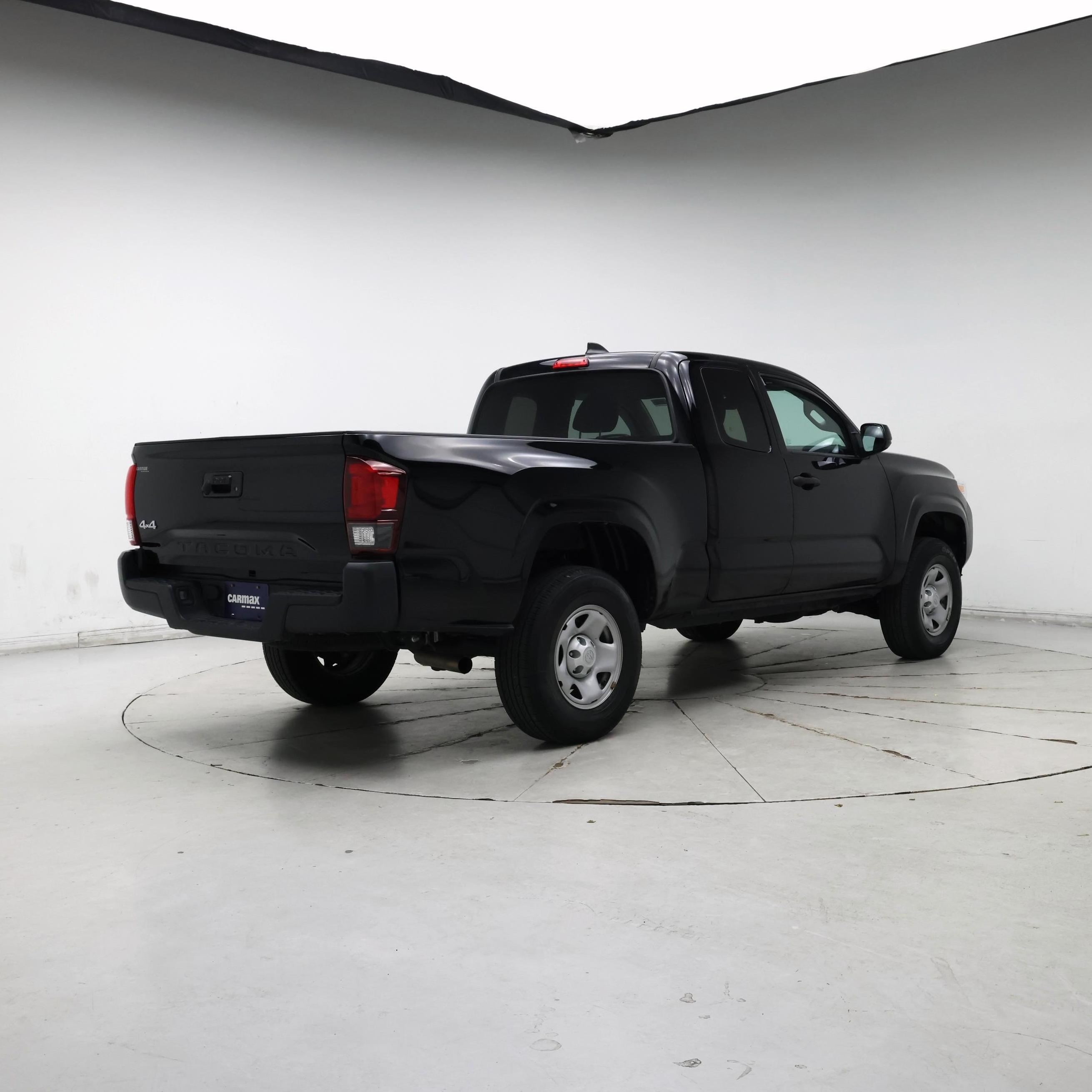 Thumbnail: 2022 Toyota Tacoma - 8