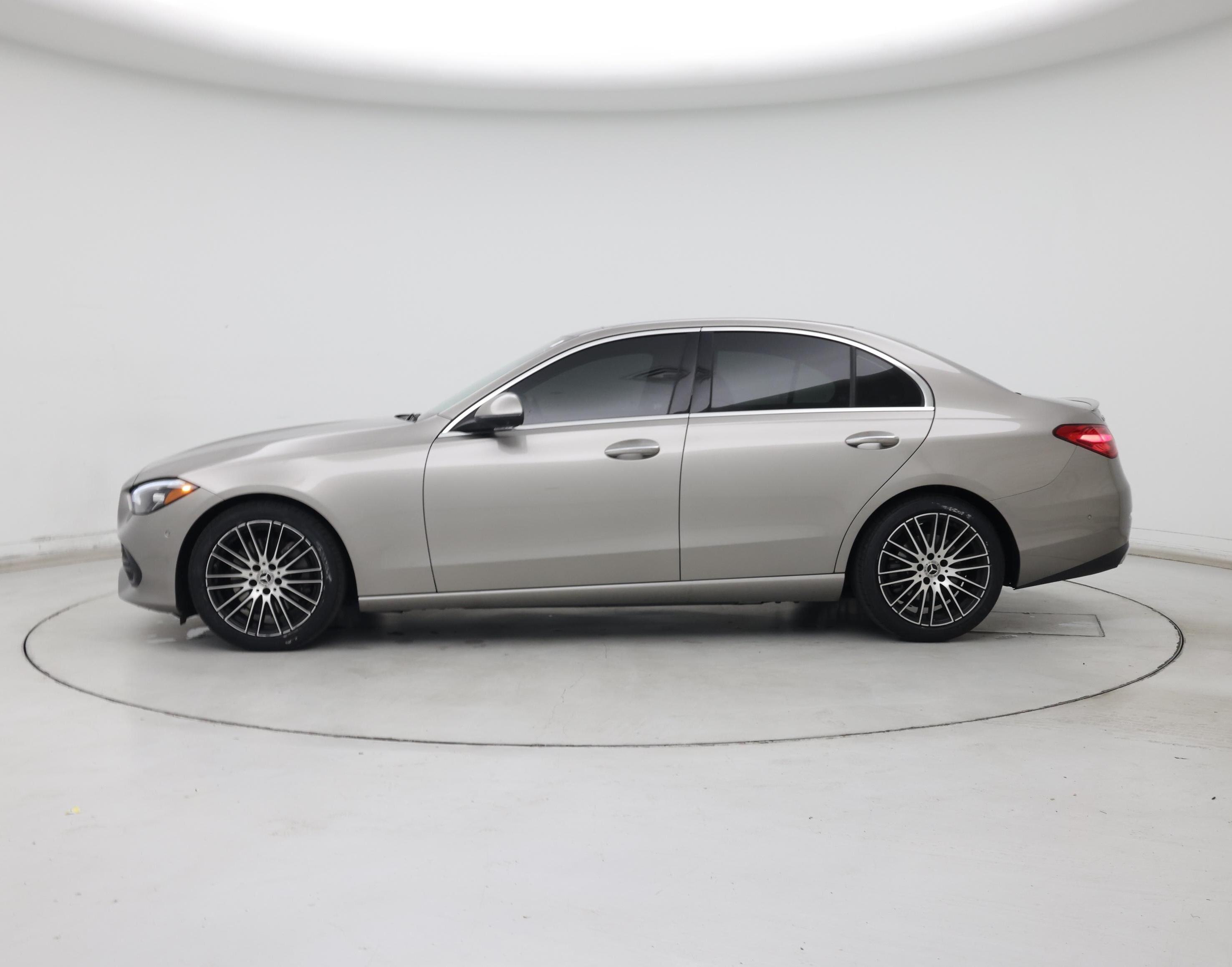 Thumbnail: 2023 Mercedes-Benz C-Class - 3