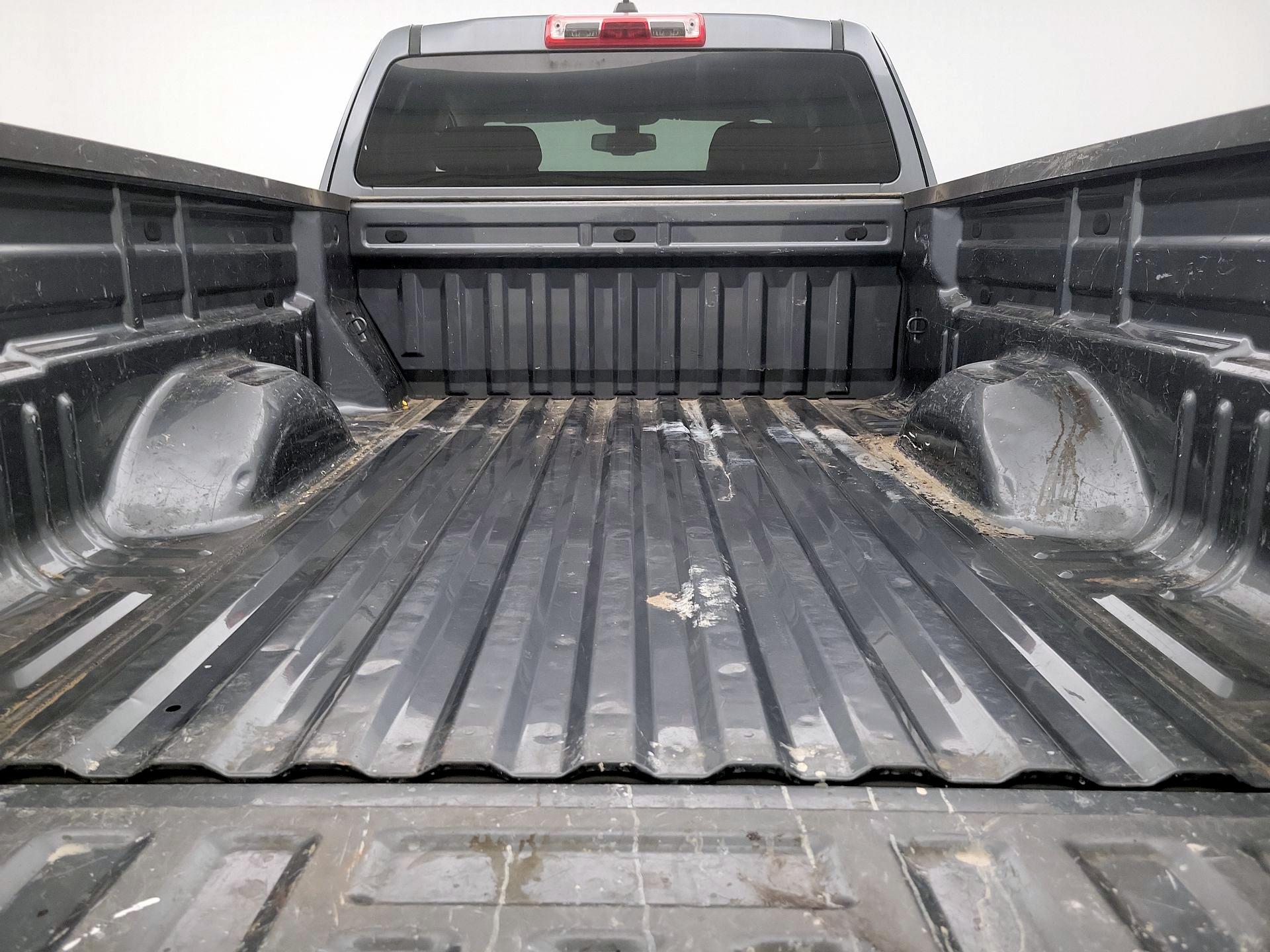 Thumbnail: 2021 Chevrolet Colorado - 20
