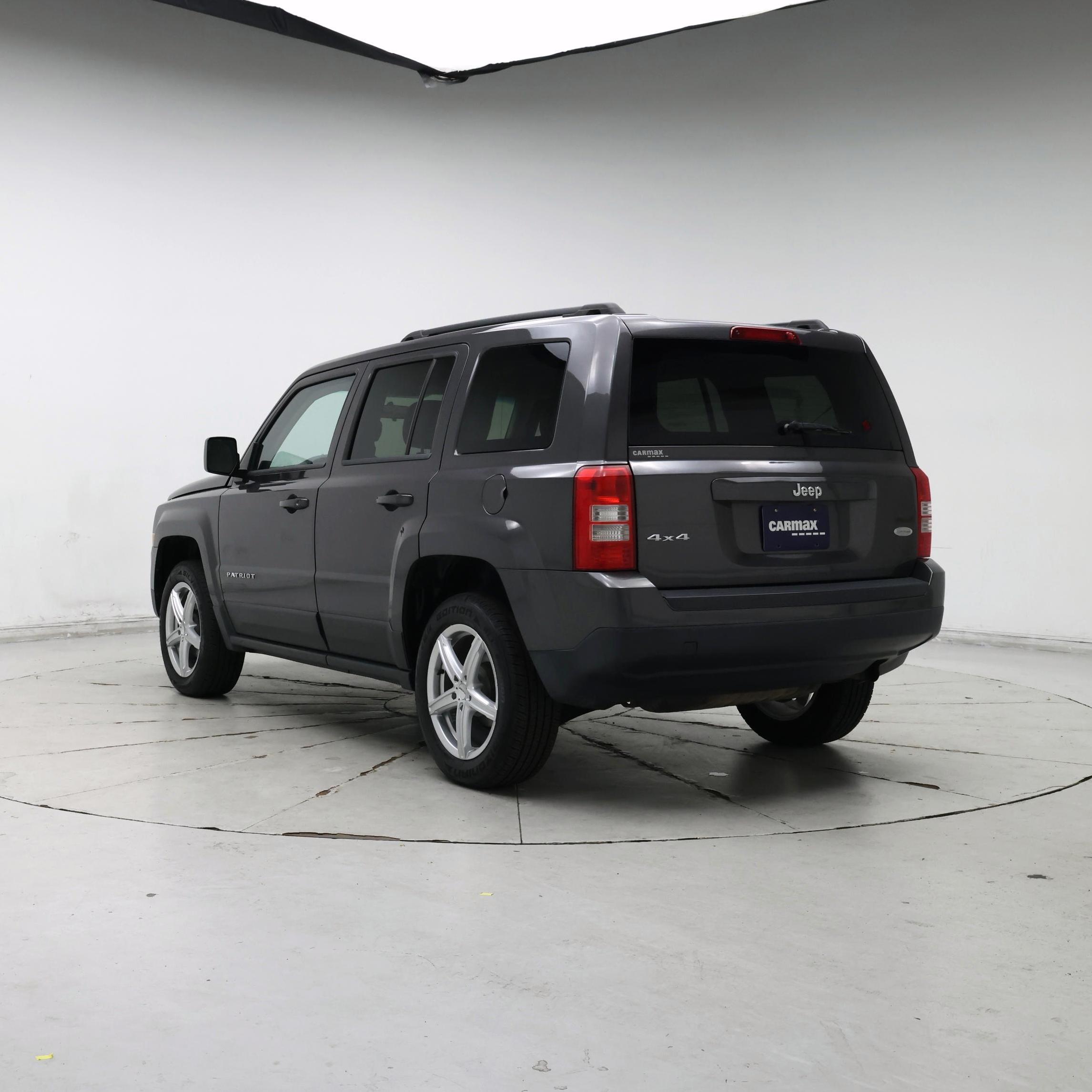 Thumbnail: 2015 Jeep Patriot - 2